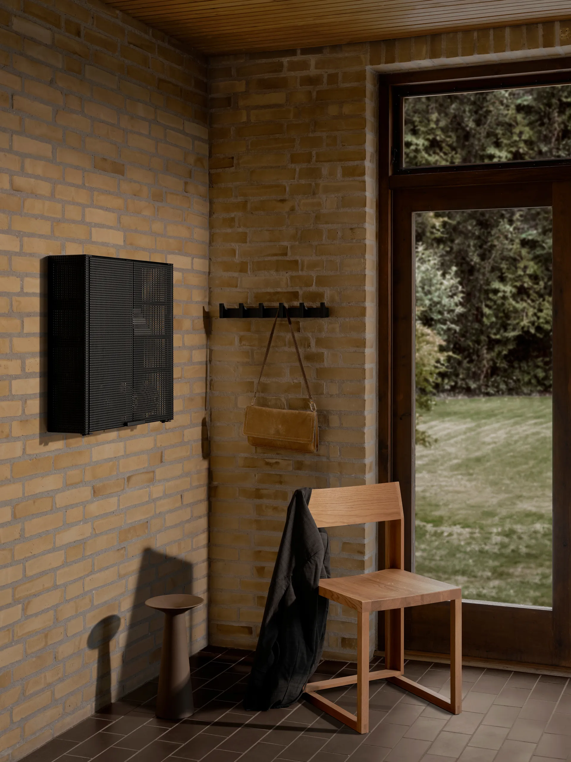 Column κρεμάστρα 49 cm, Μαυρολακαρισμένο δρυς Kristina Dam Studio