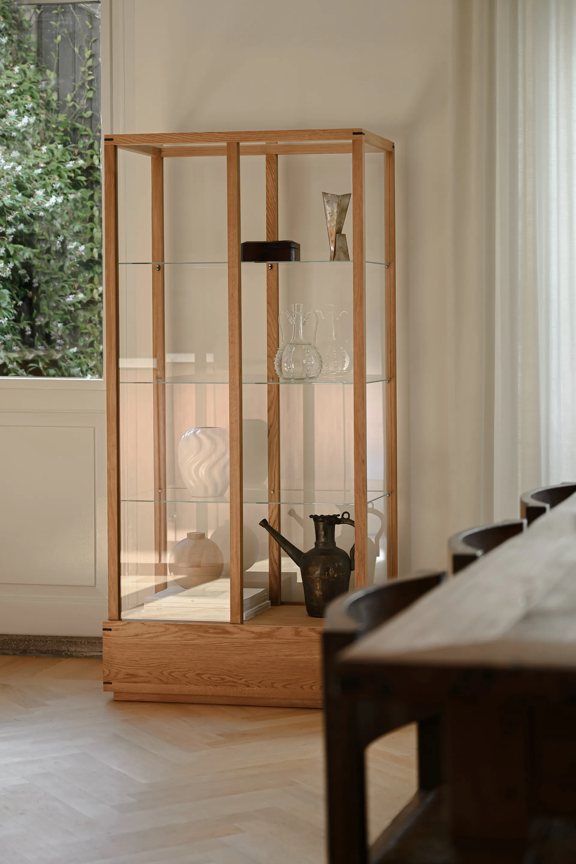 Japanese βιτρίνα large, Ζεστό λαδιωμένος δρυς Kristina Dam Studio