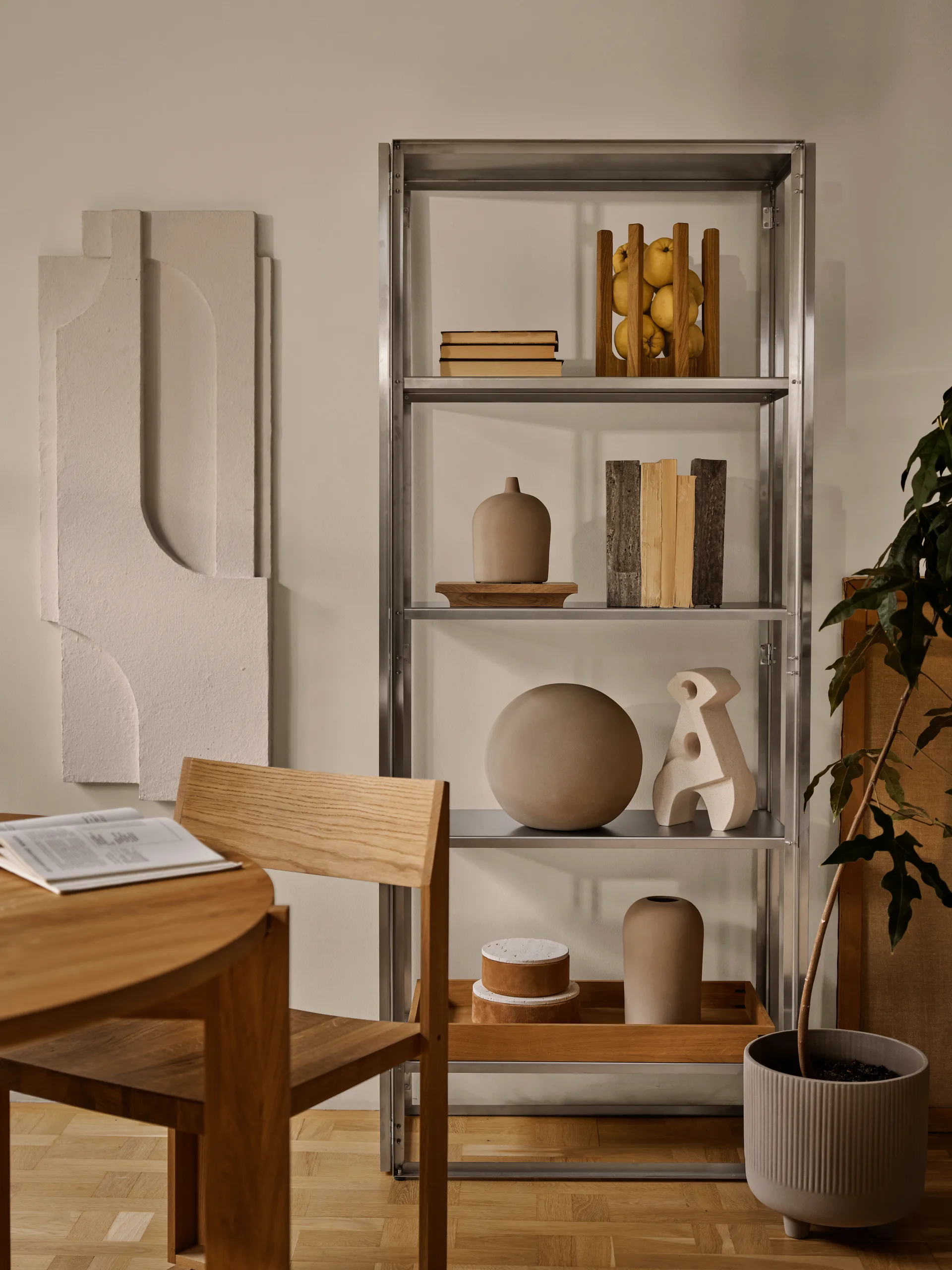 Serif Relief διακόσμηση τοίχου L, Off white Kristina Dam Studio