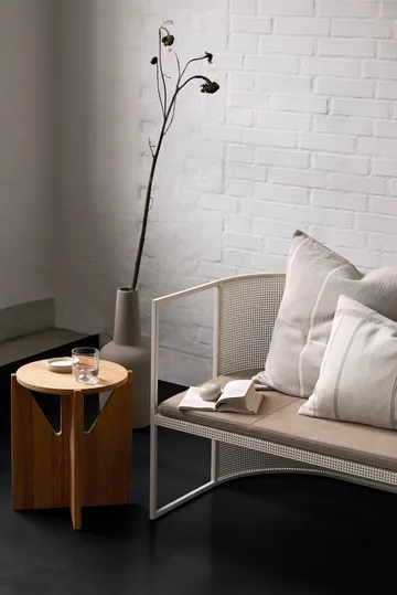 Simple σκαμπό Ø36 cm - Ζεστή λακαρισμένη δρυς - Kristina Dam Studio