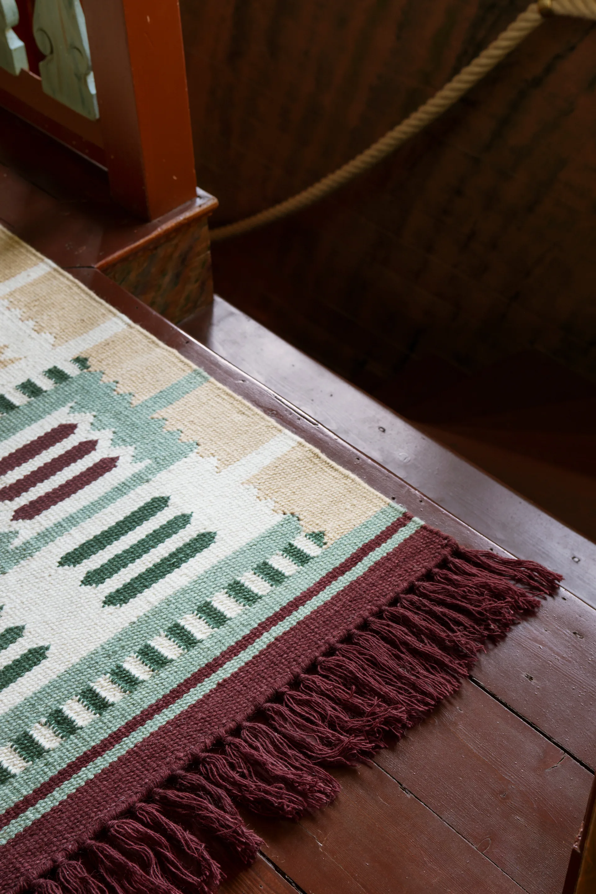 Röllakan Hilma μάλλινο χαλί, Primrose, 140x200 cm Layered