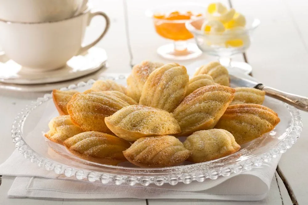 Φόρμα για madeleine μίνι σιλικόνης 20 τεμάχια Lékué, Κόκκινο Lékué
