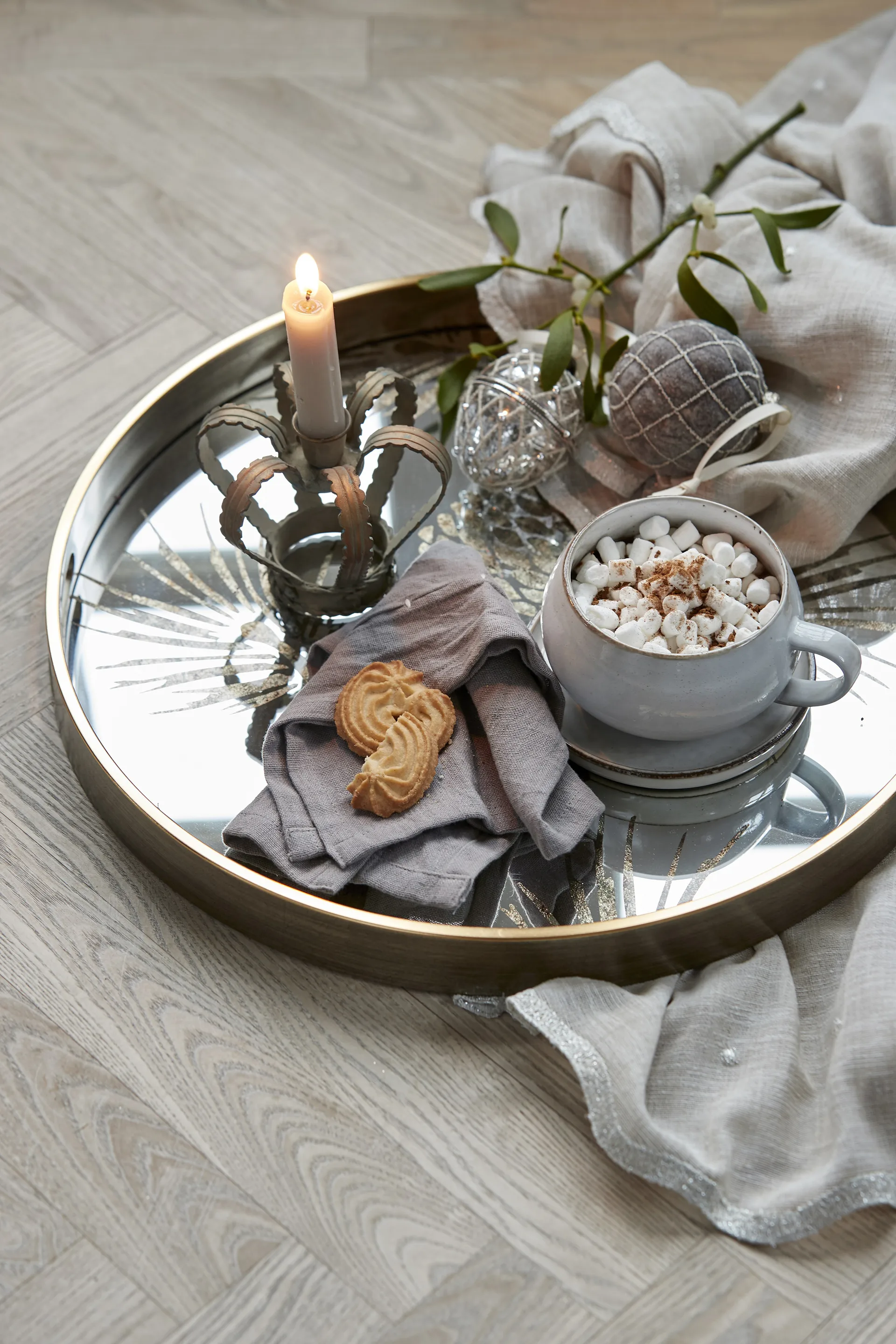 Χριστουγεννιάτικη σφαίρα Norille με καρό σχέδιο, διάμετρου 8 εκ., Antique brown Lene Bjerre