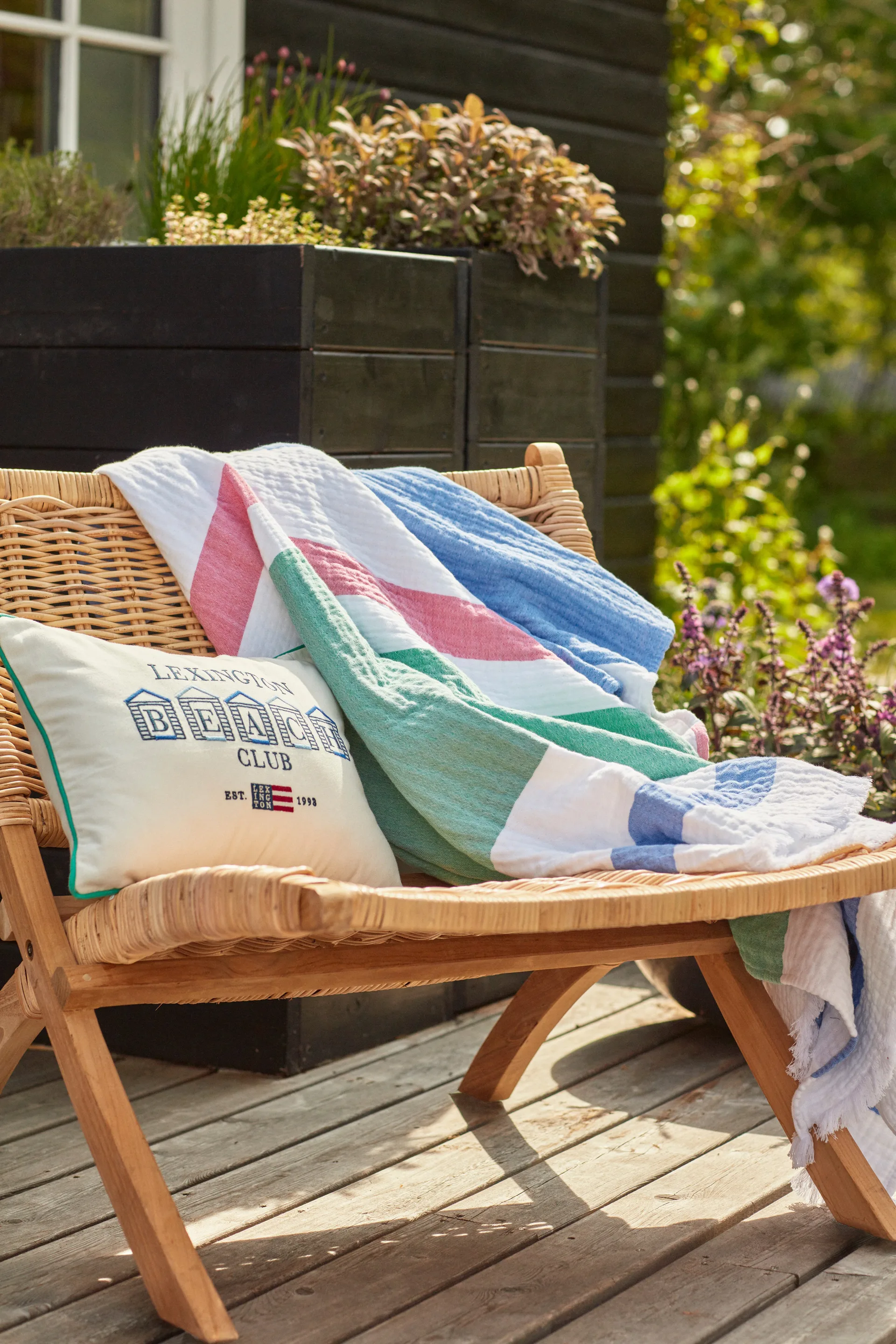 Μαξιλάρι Beach Club Small Embroidered 30x40 cm, Μπλε-λευκό-πράσινο Lexington