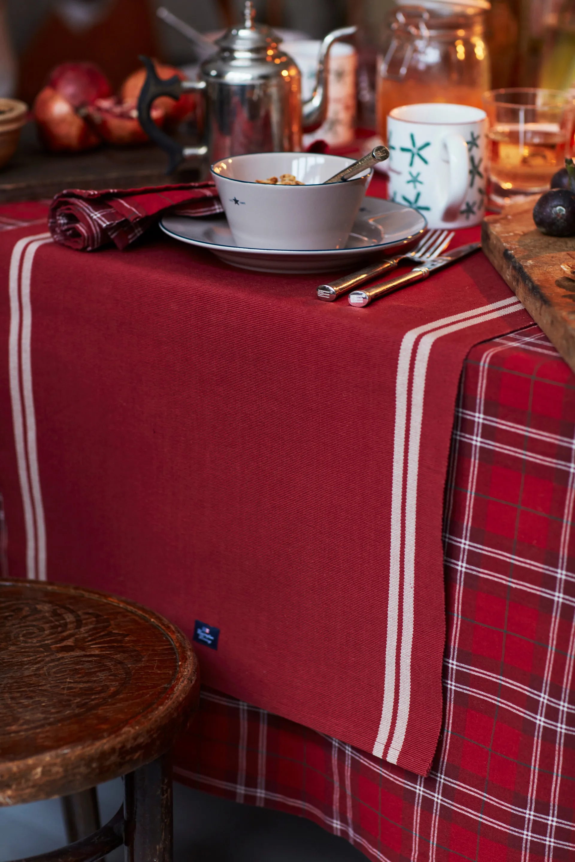 Checked Organic Cotton Oxford tablecloth 180x180 εκ, Κόκκινομπεζ-πράσινο Lexington