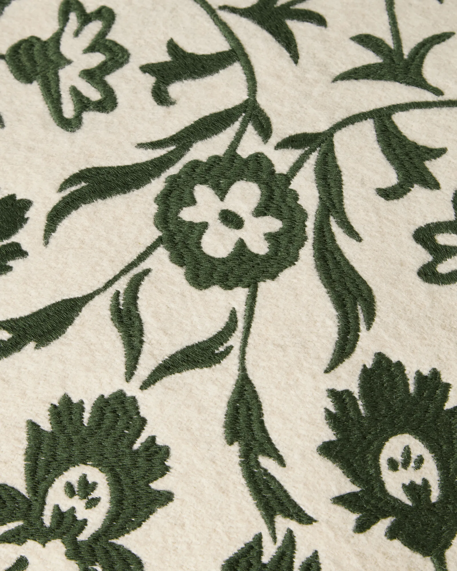 Flower Embroidered Wool Mix μαξιλαροθήκη 50x50 εκ., Ανοιχτό μπεζ-πράσινο Lexington