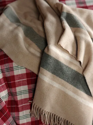 Κουβέρτα Frame checked recycled 130x170 εκ. - Μπεζ-πράσινο - Lexington