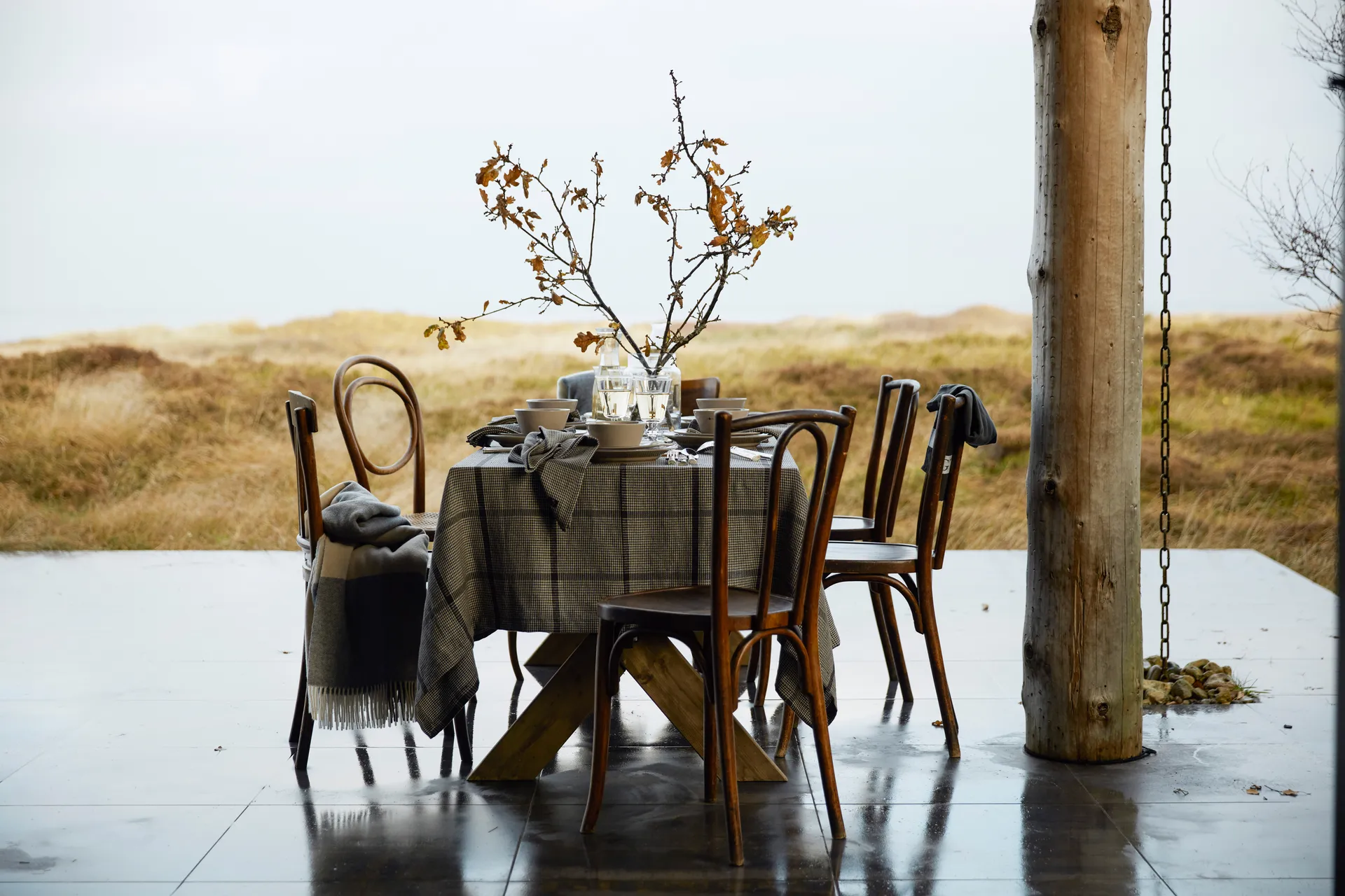 Pepita καρό βαμβακερό λινό τραπεζομάντιλο 150x250 cm, Σκούρο Γκρι-μπεζ Lexington