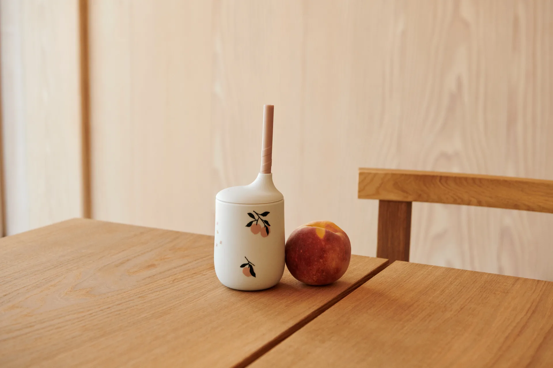 Ellis printed sippy cup κύπελλο με καλαμάκι 23 cl, Peach-Sea shell mix Liewood