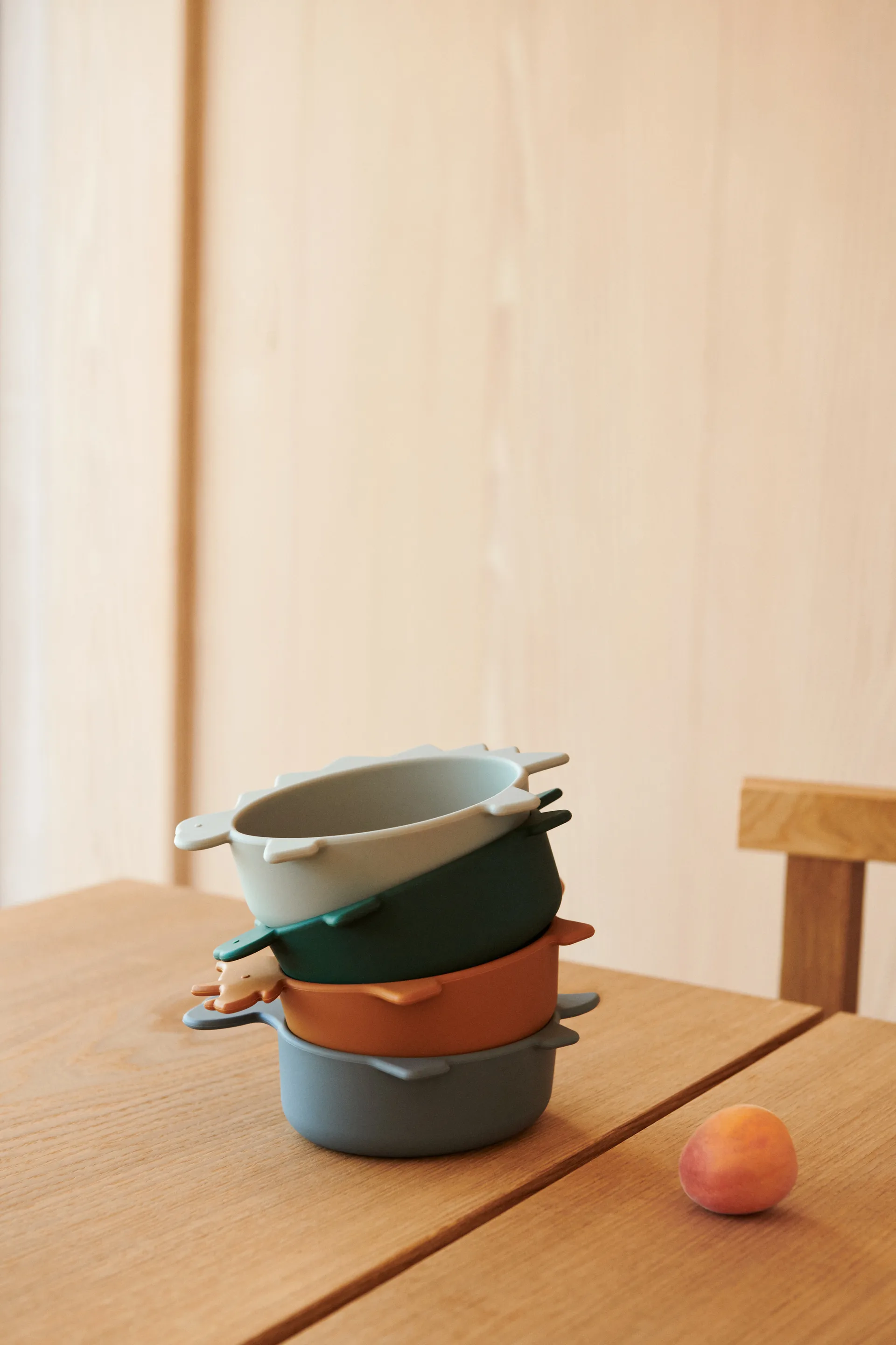 Iggy σετ σιλικονούχων μπολ 4 τμχ., Dino blue multi mix Liewood