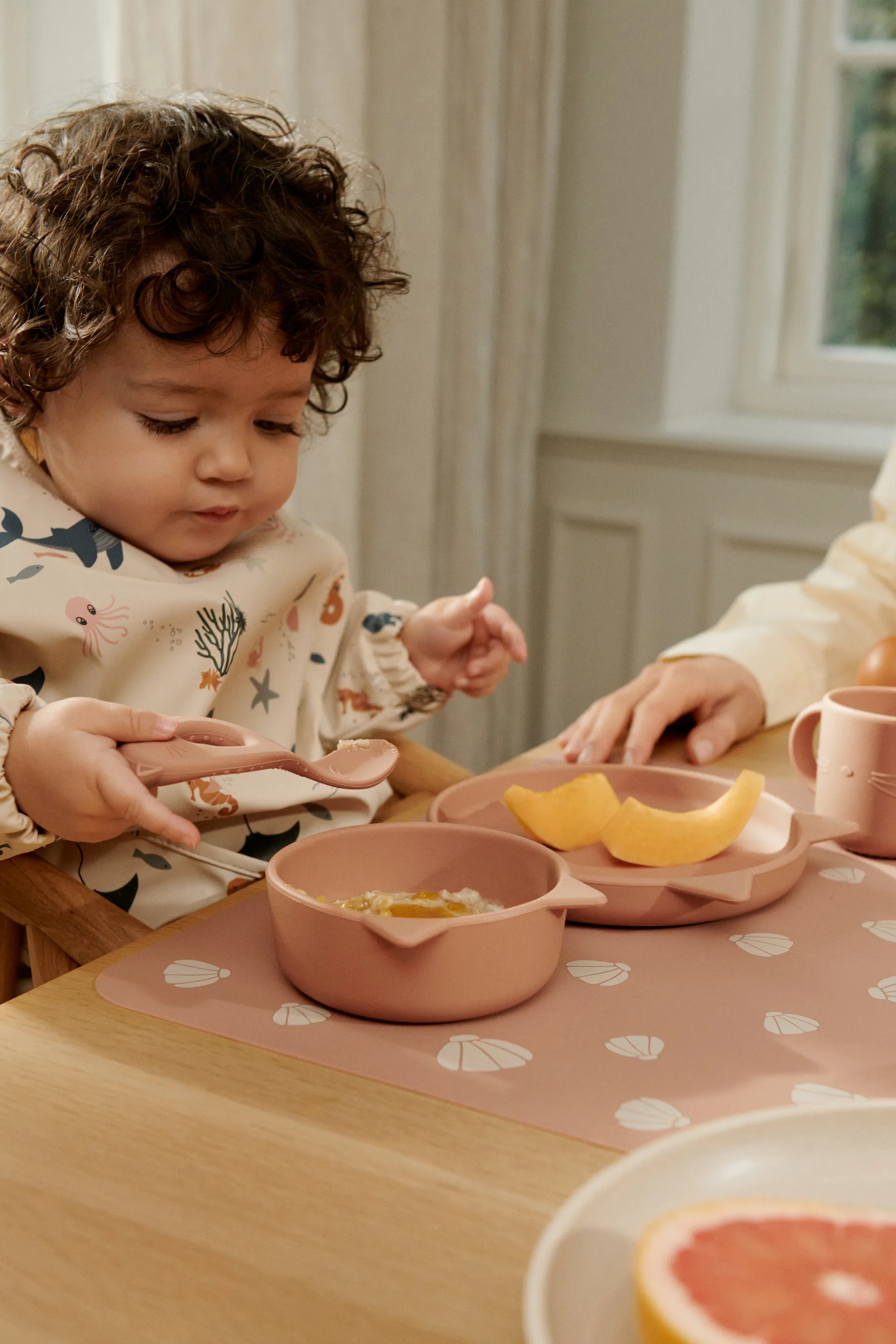 Vivi σερβίτσιο σιλικόνης 4 τεμάχια, Cat dark rose Liewood