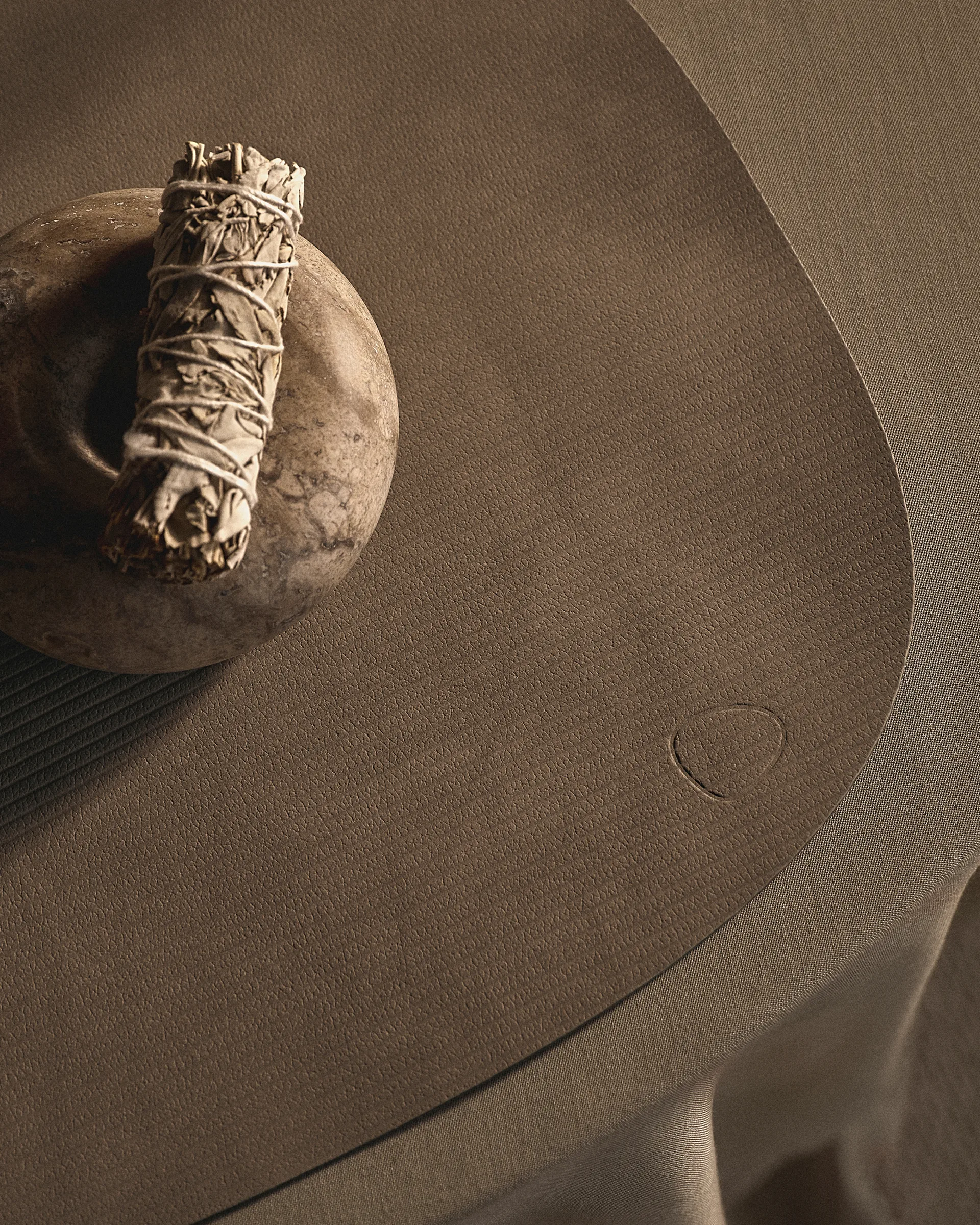 Corduroy σουπλά curve L, Nomad Grey LIND DNA