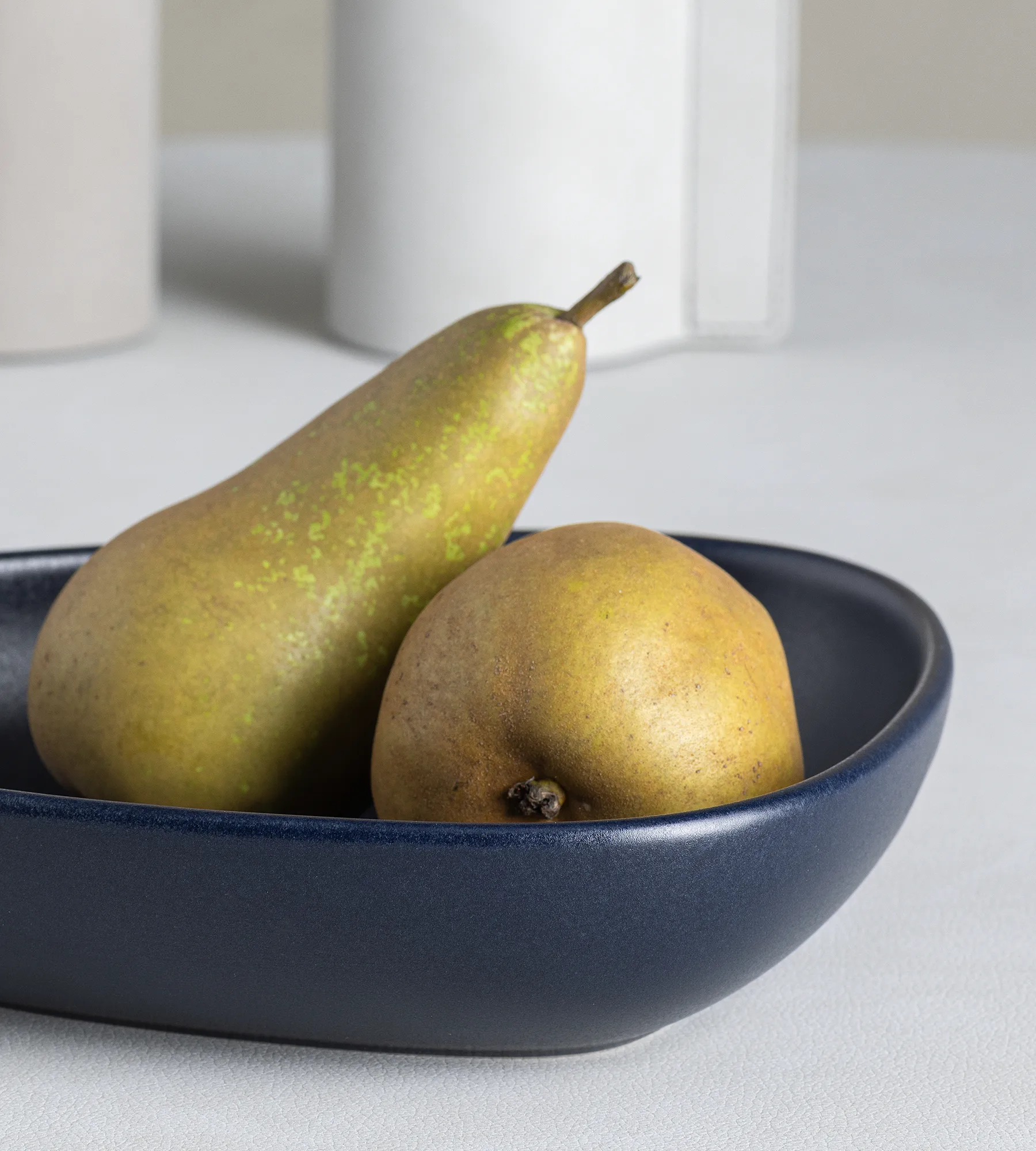 Curve βαθύ πιάτο ψευδοπορσελάνης 19x22 cm, μπλε του ναυτικού LIND DNA