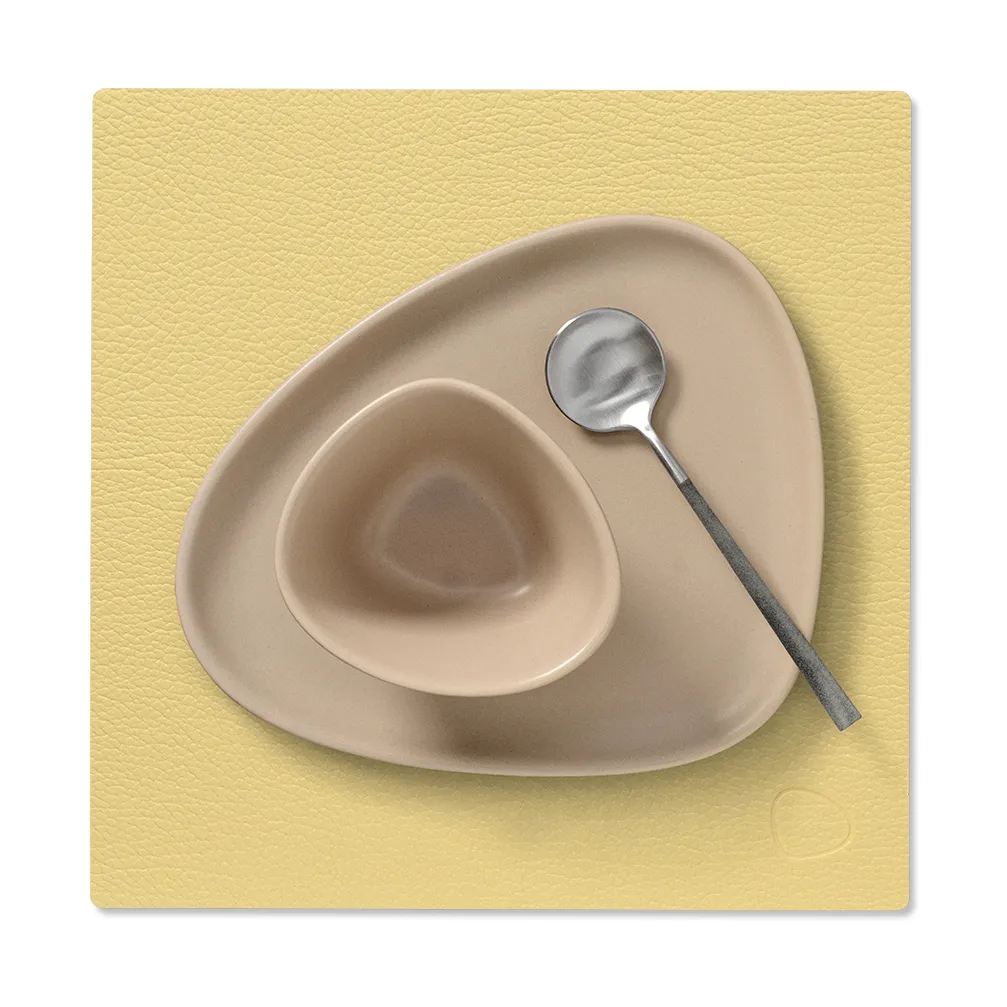 Hippo σουπλά τετράγωνο S, χρυσαφί LIND DNA