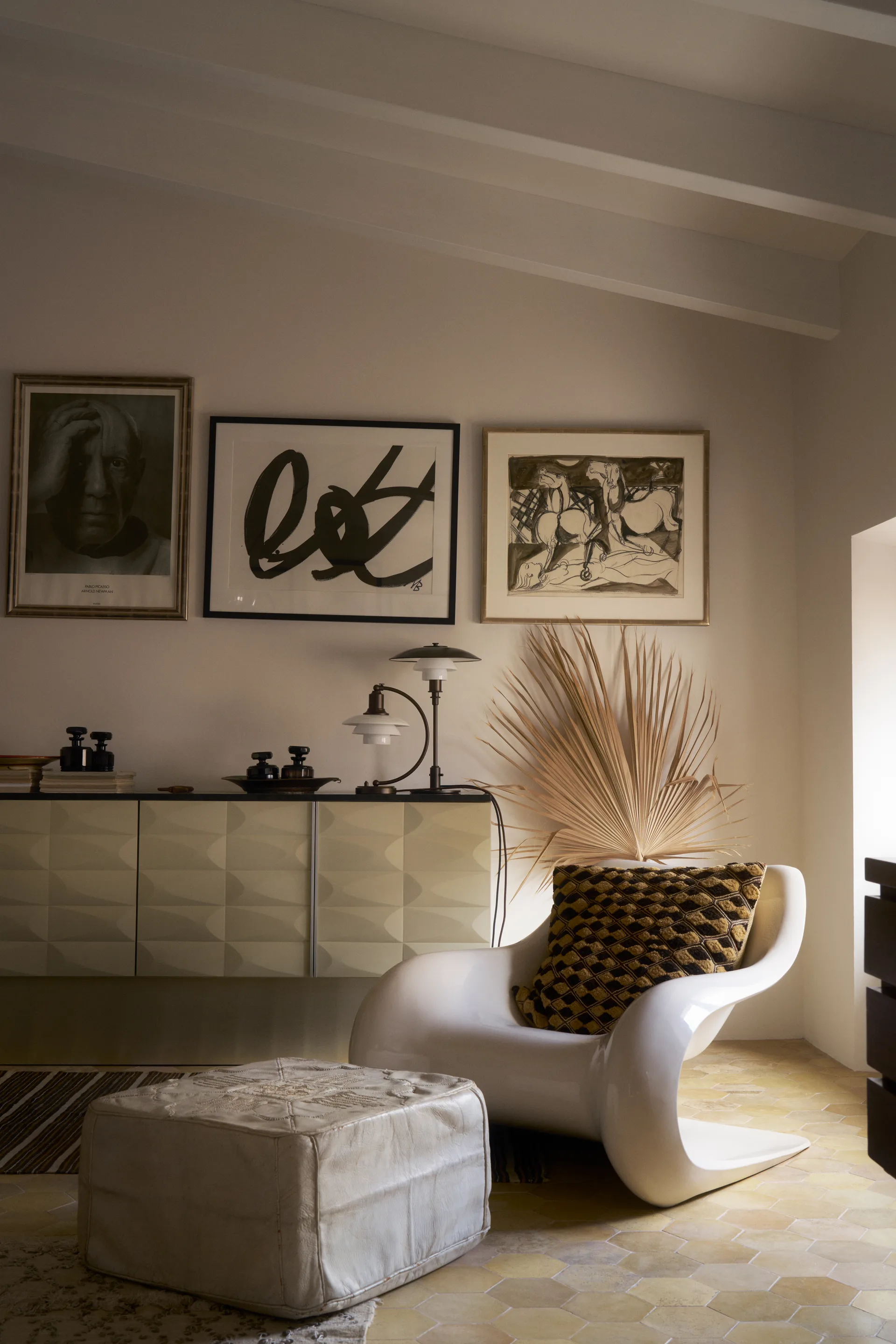 PH 3/2 Luna επιτραπέζιο φωτιστικό, Aged brass-Οπαλικό γυαλί Louis Poulsen