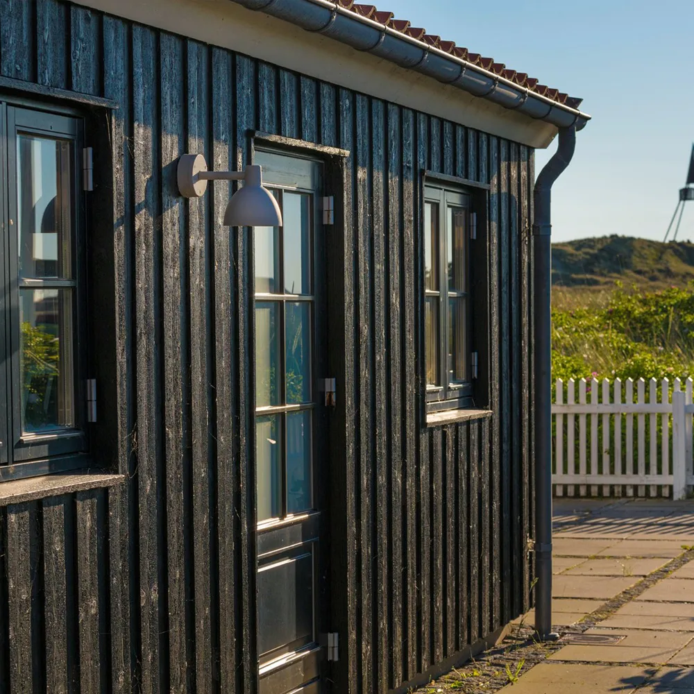 Toldbod 155 φωτιστικό τοίχου, Αλουμίνιο Louis Poulsen