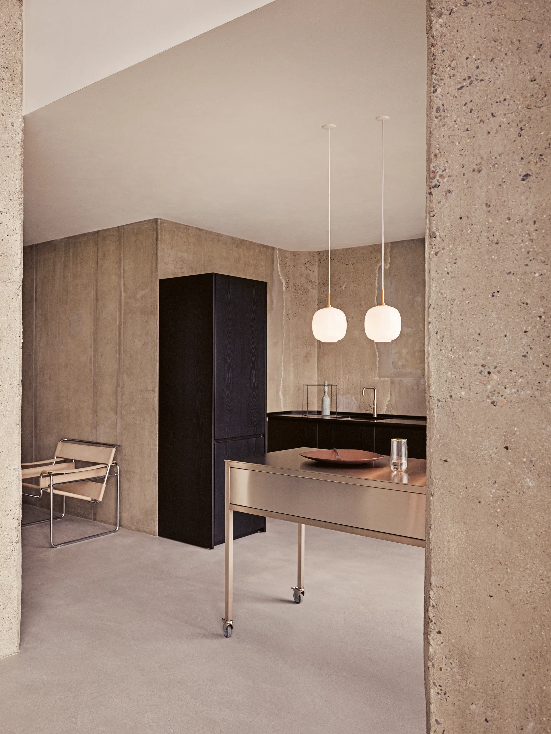 VL45 Radiohus κρεμαστό φωτιστικό Ø25 cm, Brass-white opal glass Louis Poulsen