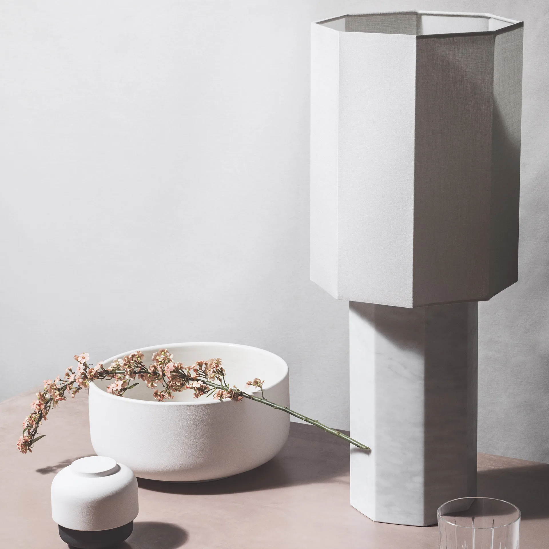 The eight over eight βάση φωτιστικού, λευκό μάρμαρο Louise Roe