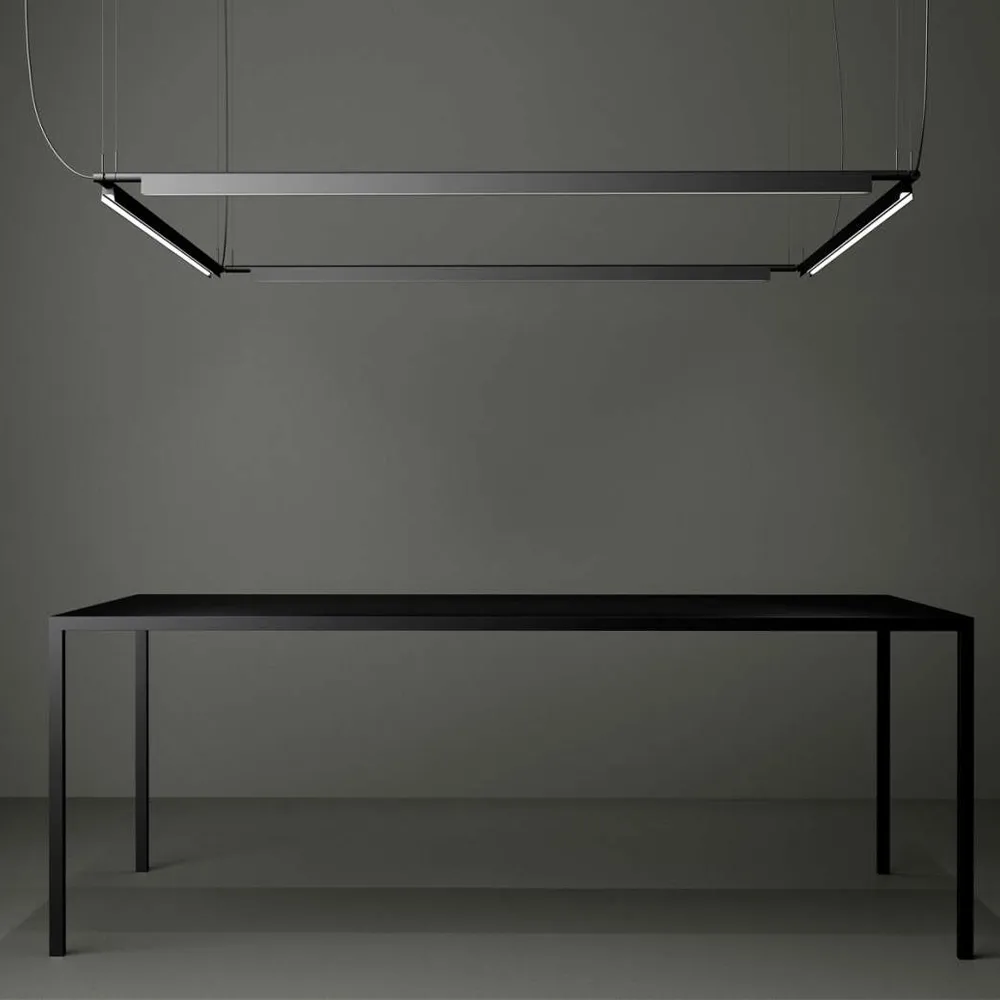 Κρεμαστό φωτιστικό Compendium, Μαύρο, συμπεριλαμβανομένου ροοστάτη φάσης Luceplan