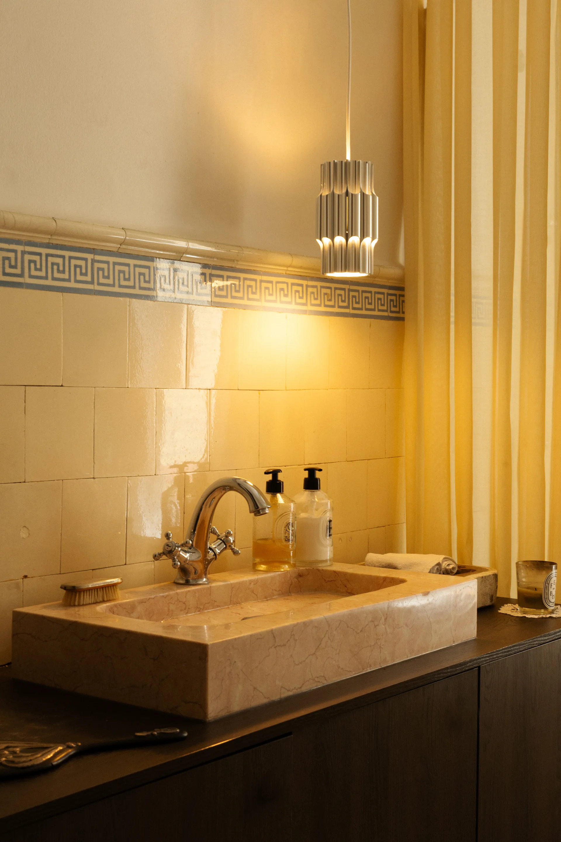 Pan 120 κρεμαστό φωτιστικό, Αλουμίνιο LYFA