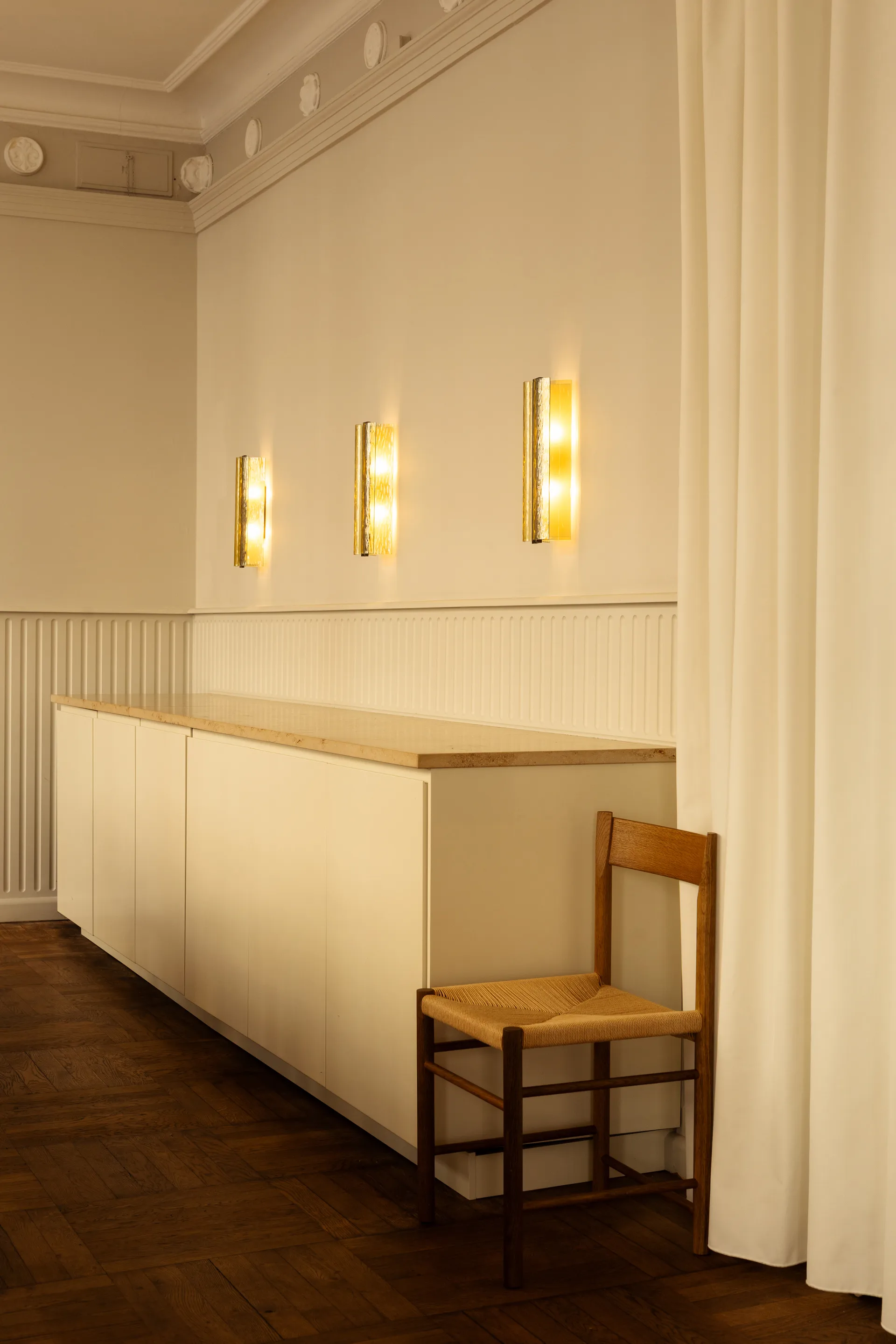 Ryff επιτοίχιο φωτιστικό, Μπρονζέ LYFA