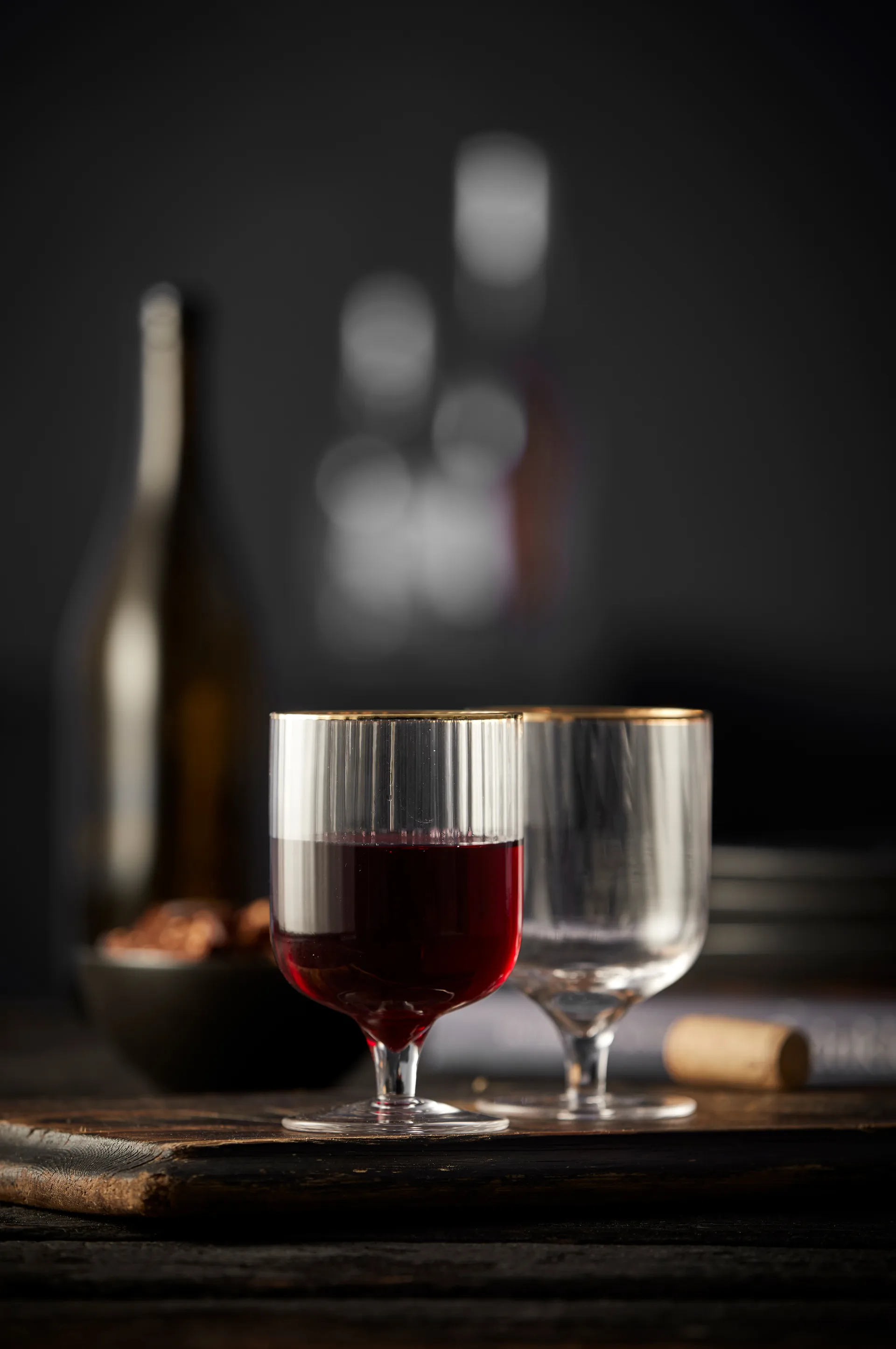 Ποτήρι κρασιού Palermo Gold 30 cl σε συσκευασία 4 τεμαχίων, Καθαρό-χρυσό Lyngby Glas