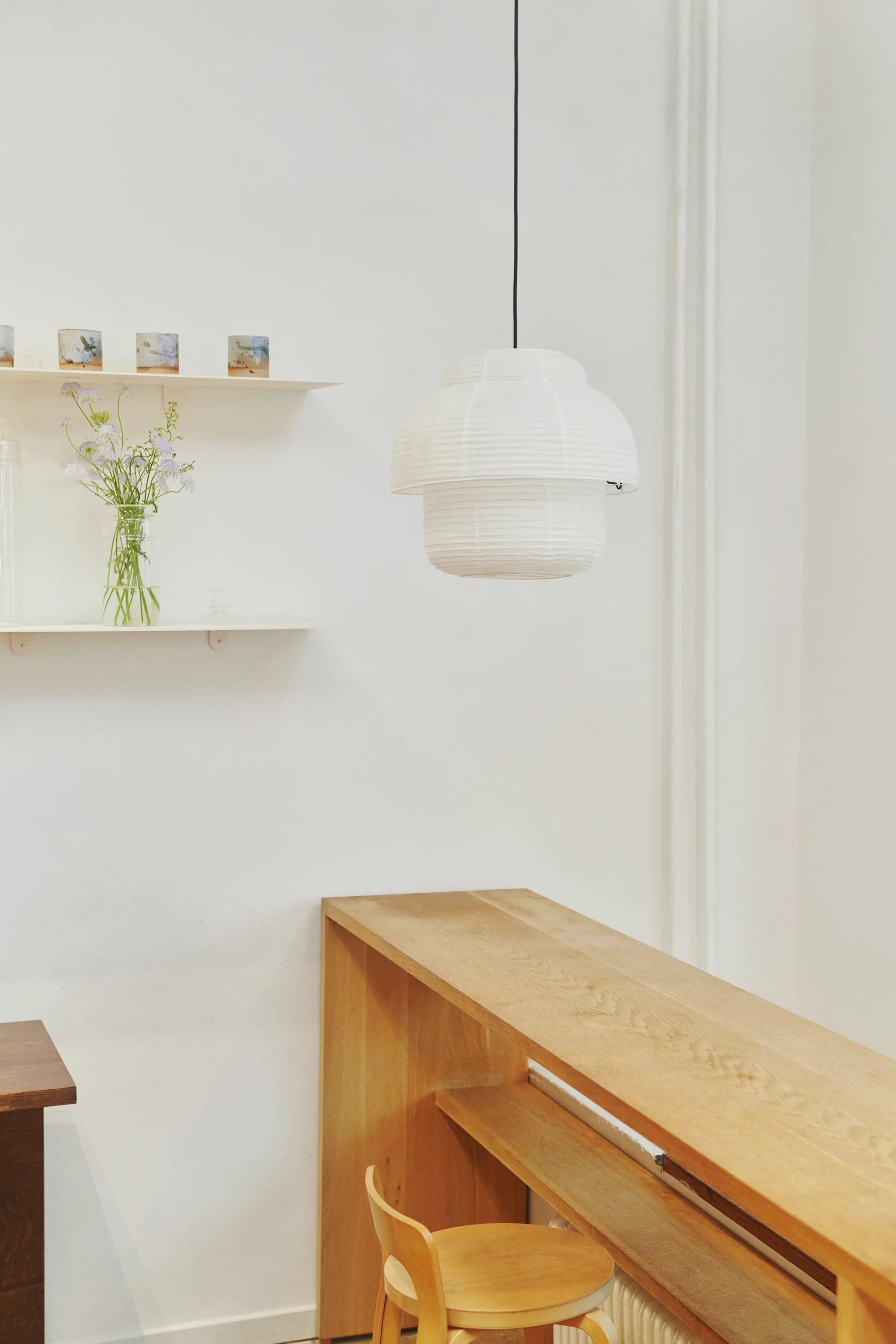 Κρεμαστό φωτιστικό Papier Double Ø40 cm, White Made By Hand