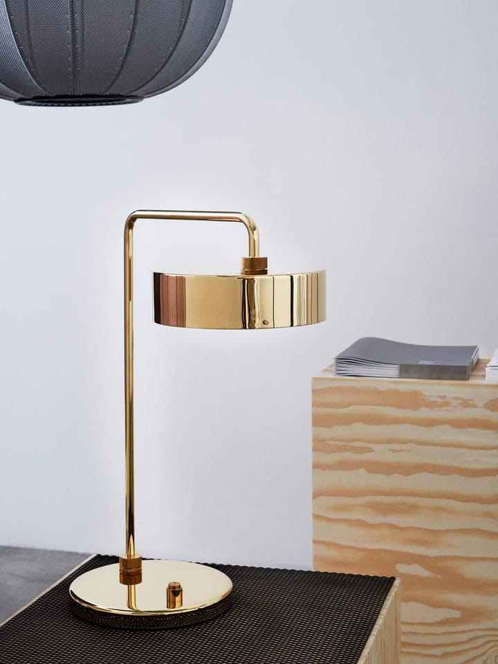 Επιτραπέζιο φωτιστικό Petite Machine, Polished brass Made By Hand