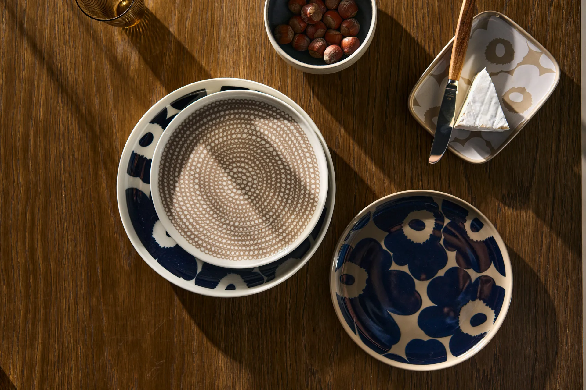 Πιάτο Unikko Ø25 cm, Άσπρο-σκούρο μπλε Marimekko