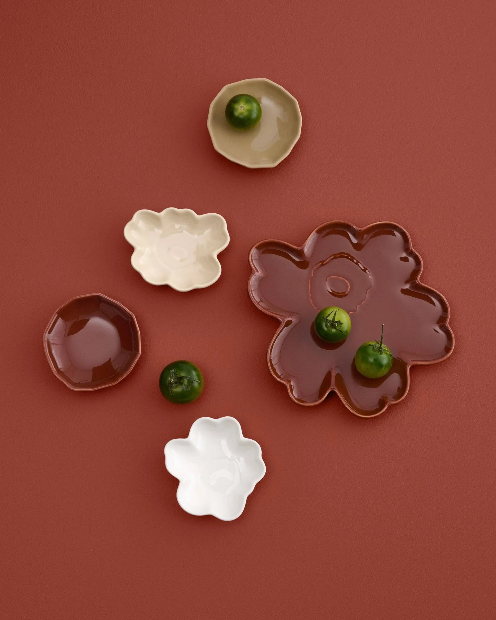 Unikko shape πιάτο, Chestnut Marimekko