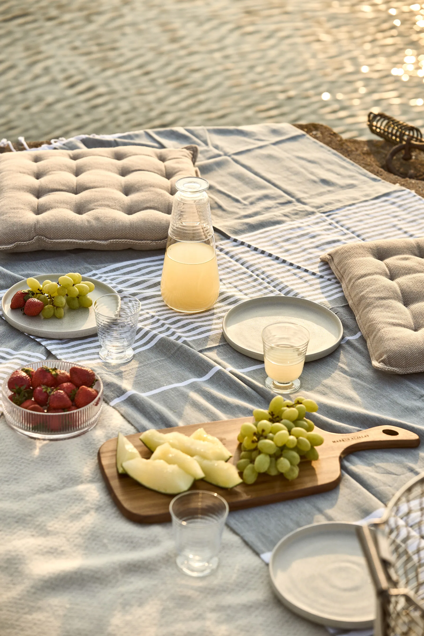 Markus μικρός δίσκος σερβιρίσματος 20x48 cm, Ακακία Markus Aujalay