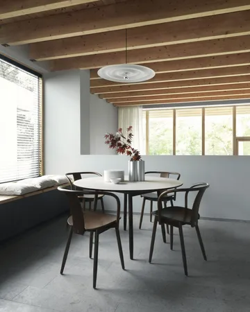 Icha καρέκλα - Καπλαμαρισμένη οξιά σε απόχρωση καρυδιάς - Massproductions