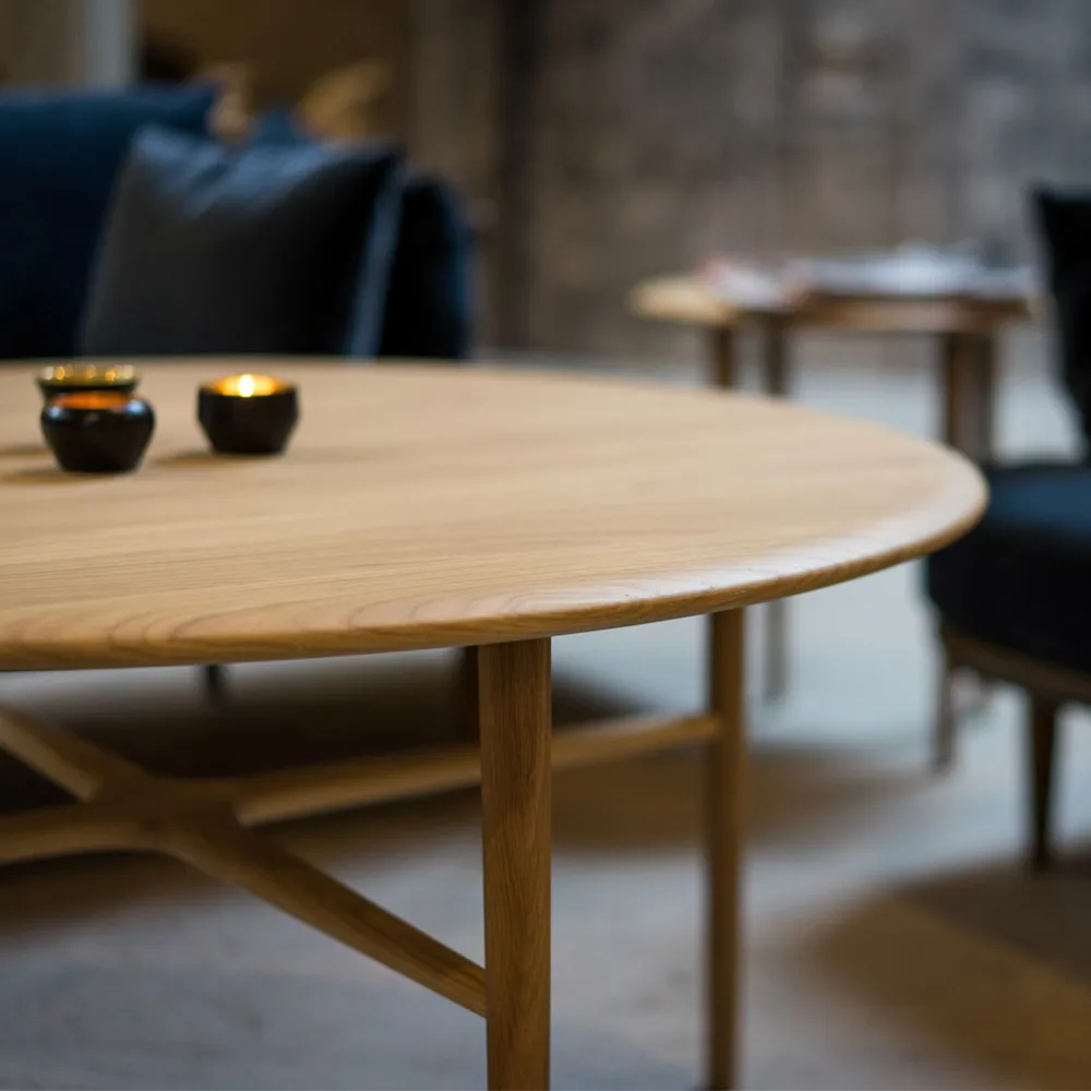 Crest τραπεζάκι σαλονιού στρογγυλό, Δρυς λευκή διάφανη λάκα Mavis