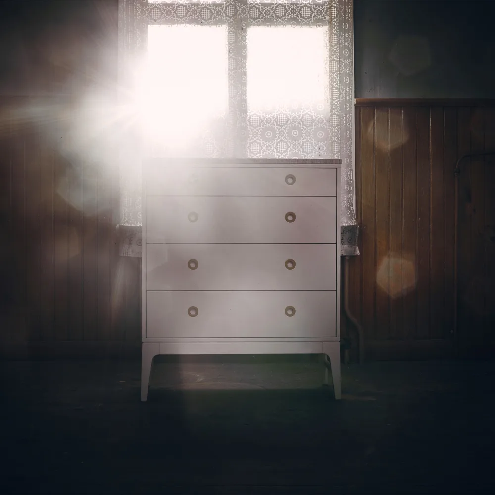 Höllviken συρταριέρα, Δρυς λευκή, 4 συρτάρια Mavis