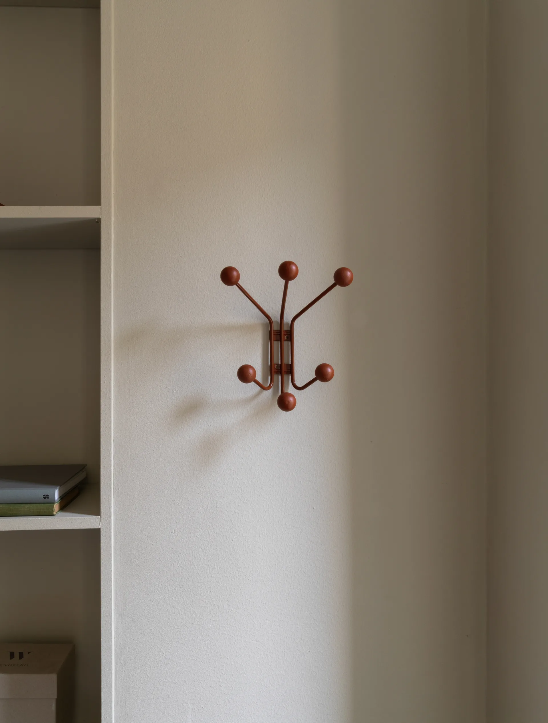 Bill XS κρεμάστρα, Κανέλα Maze