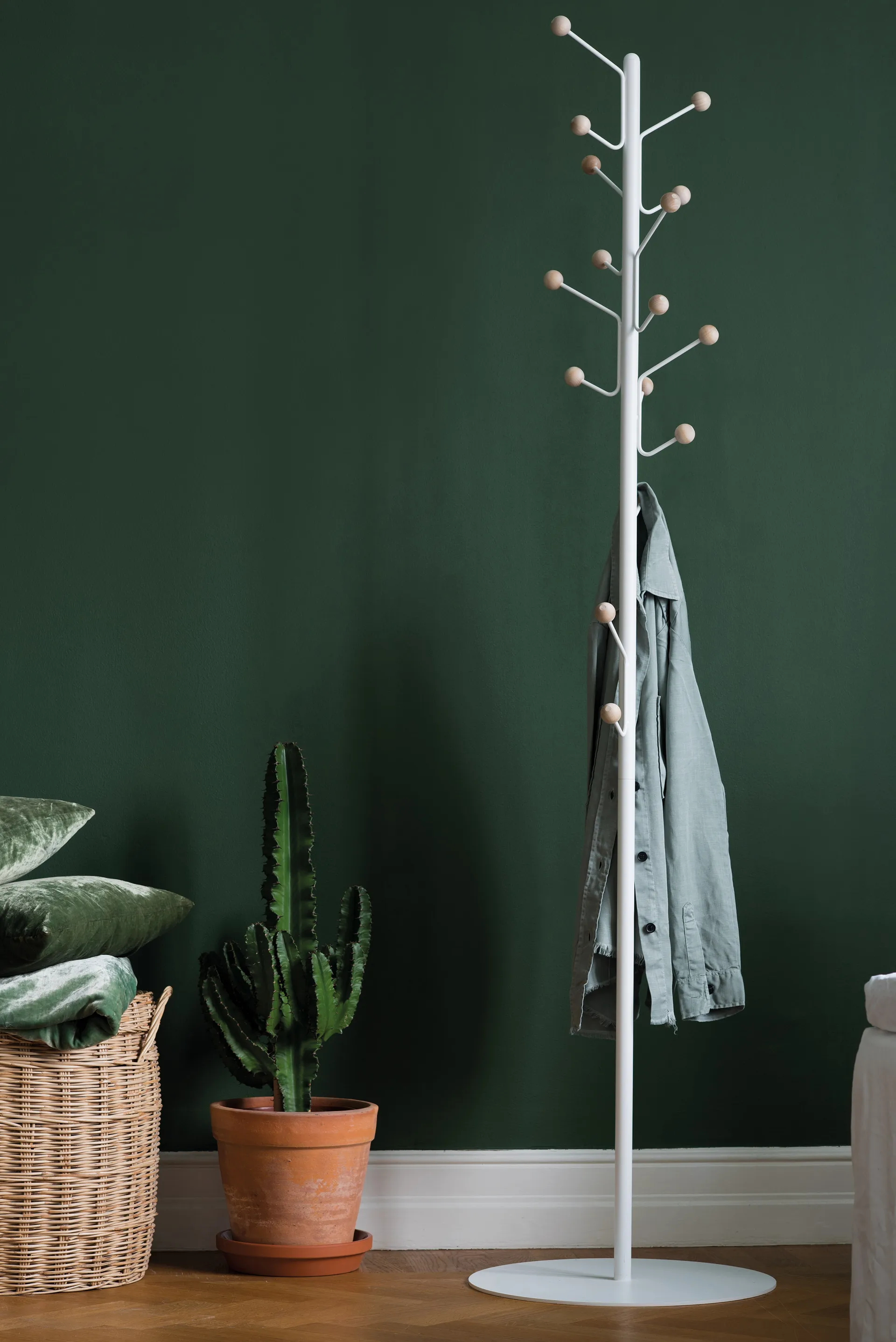 Κρεμάστρα ρούχων δαπέδου Bill, Λευκό Maze