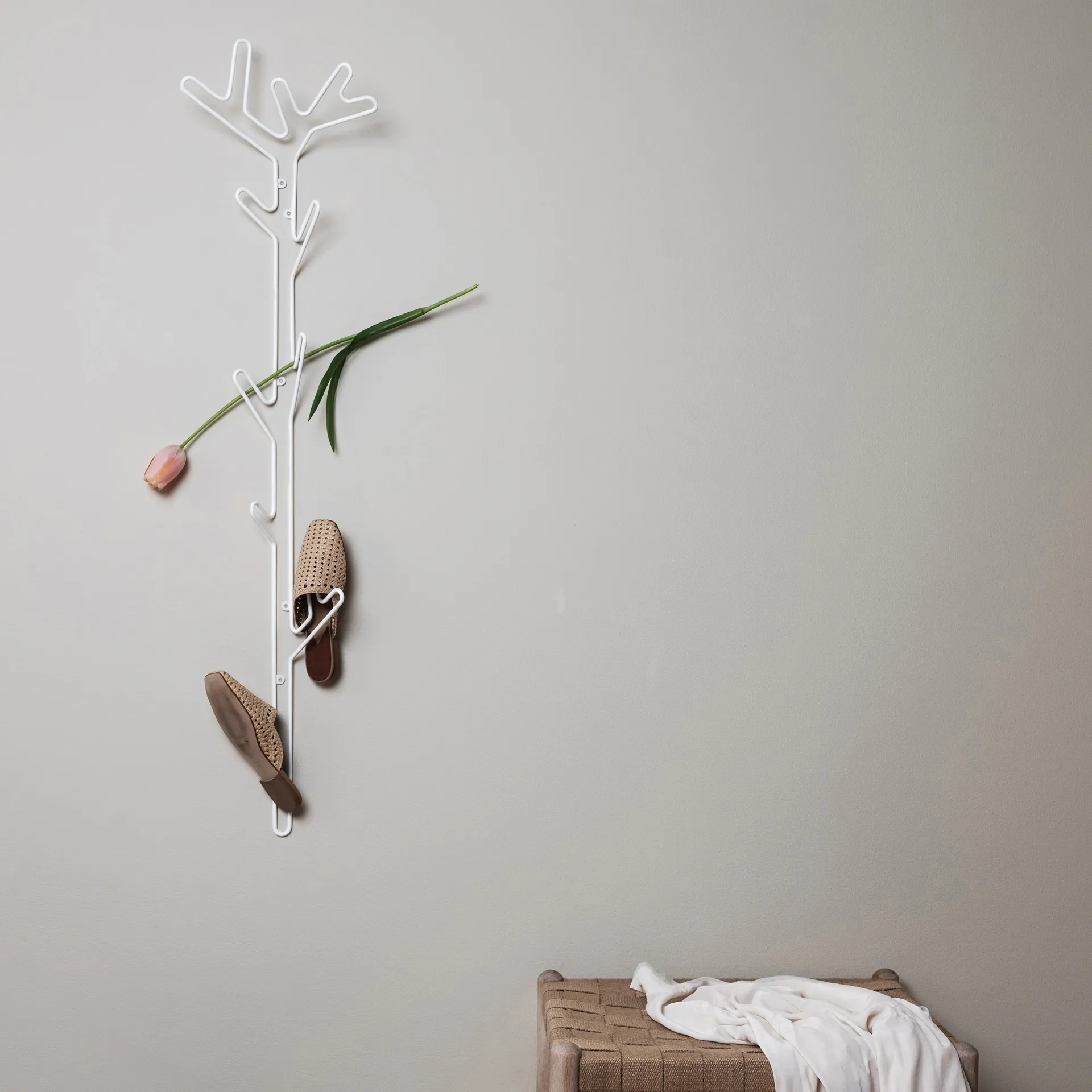 Branch κρεμάστρα, Άσπρο Maze