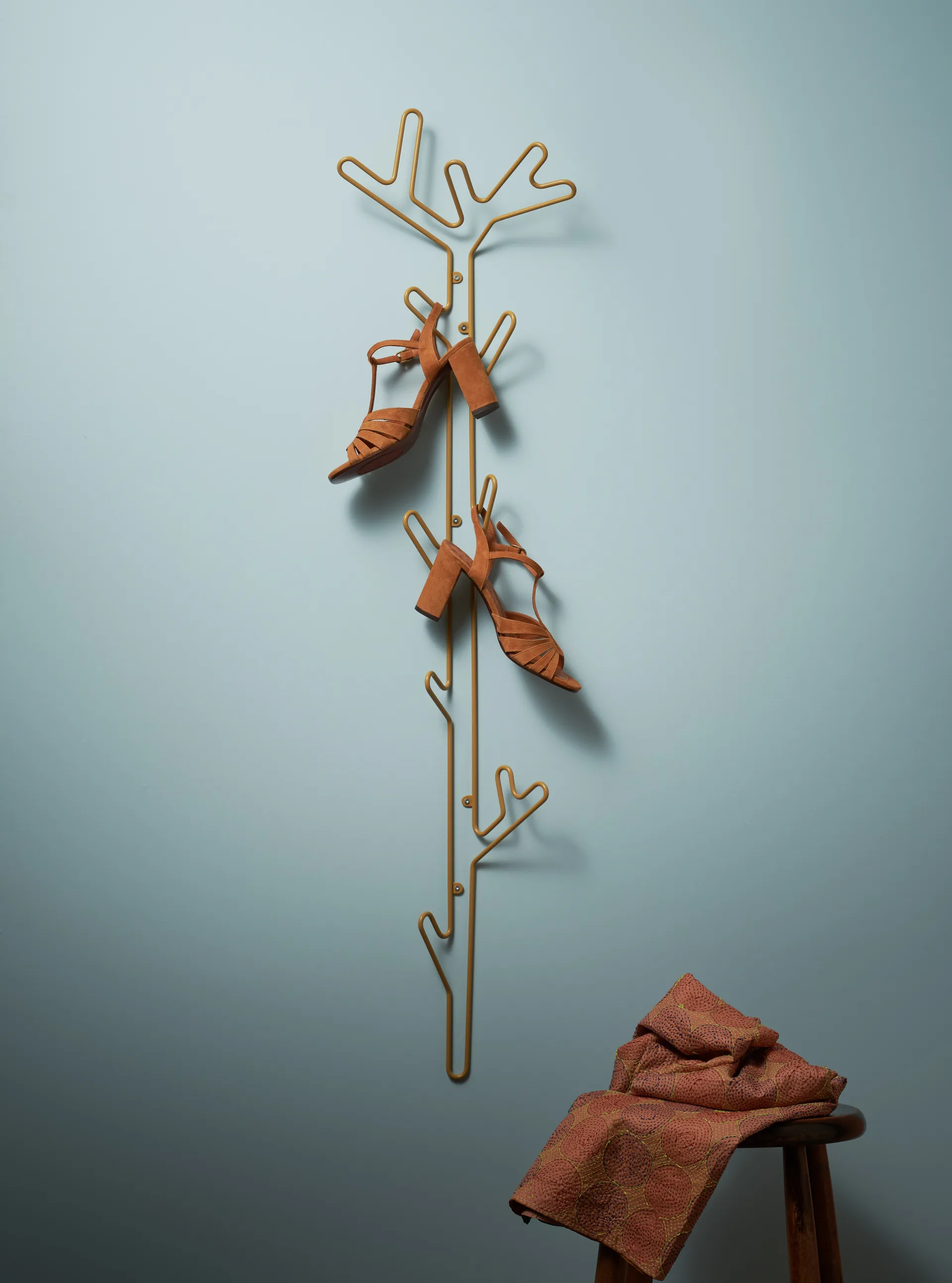 Branch κρεμάστρα, Κίτρινο ώχρας Maze