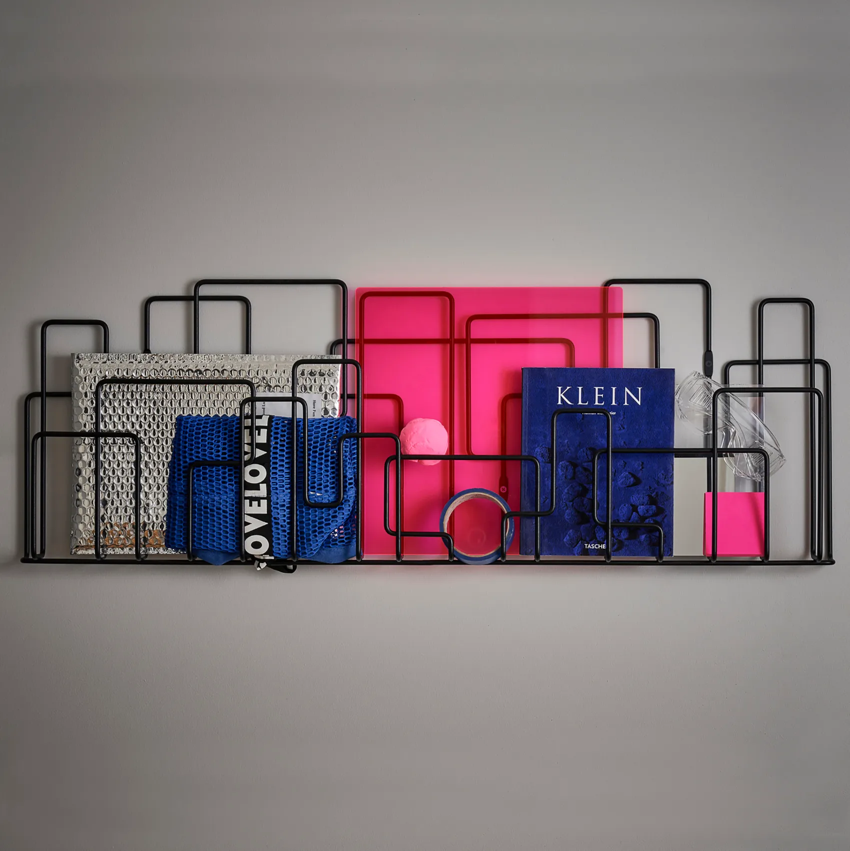 City Sunday θήκη για περιοδικά, μαύρο Maze