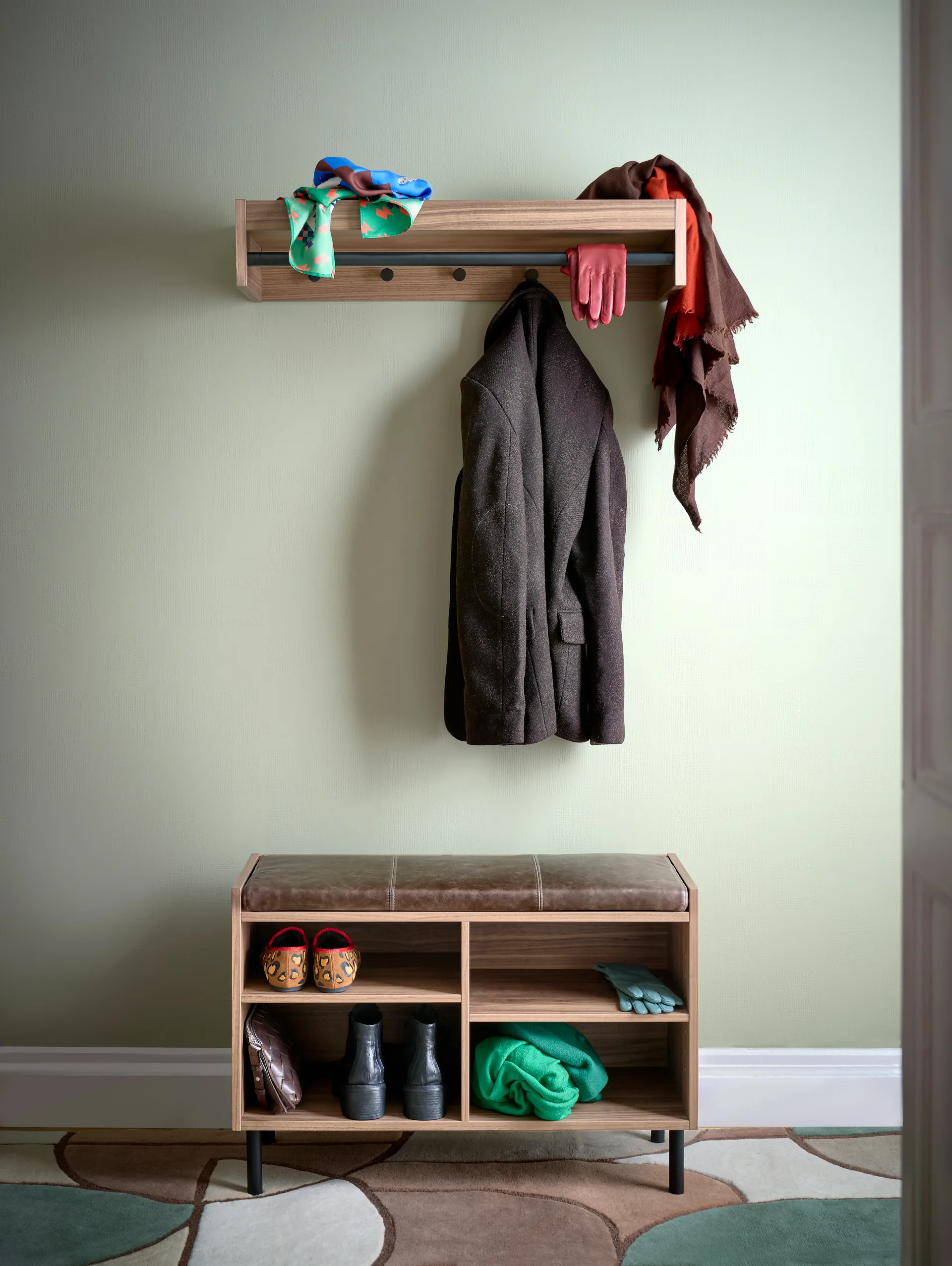 Gentle αποθηκευτικός πάγκος, Καρυδιά, 78x53x35 εκ. Maze