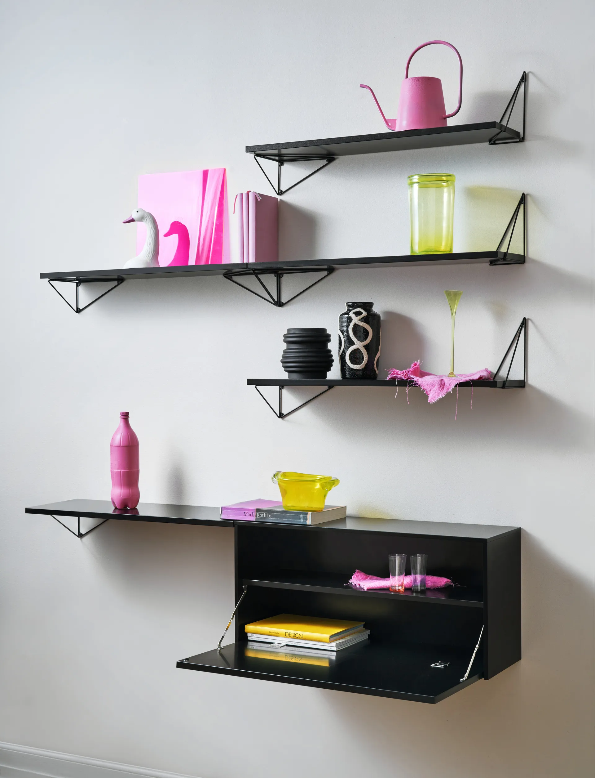 Nτουλάπι τοίχου, Pythagoras Cabinet, 38x80 εκ, Μαύρο Maze