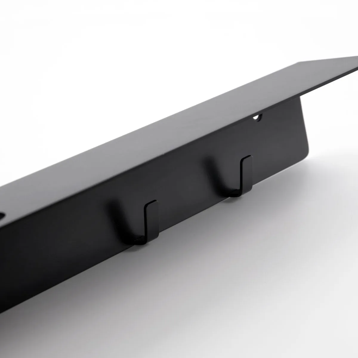 Ράφι Meraki με κρεμάστρα για μπουκάλια και γάντζο, Μαύρο βουρτσισμένο φινίρισμα Meraki