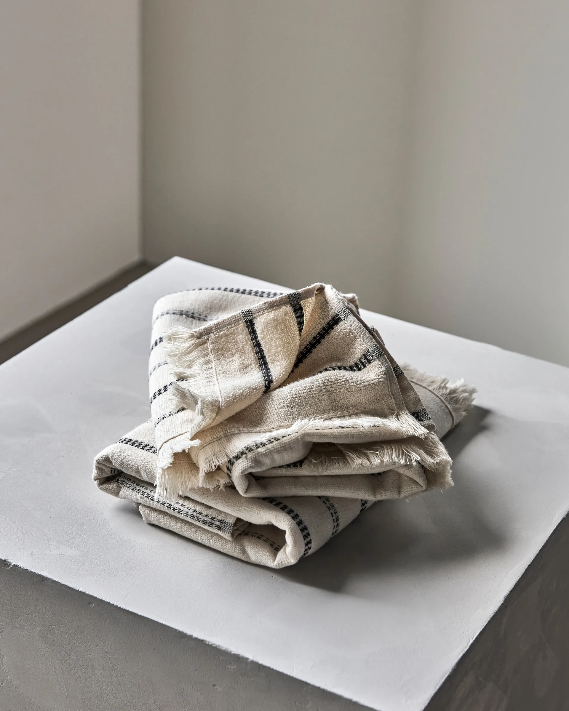 True πετσέτες χεριών 2 τεμ., Off-White-μαύρο, 50x100 cm Meraki