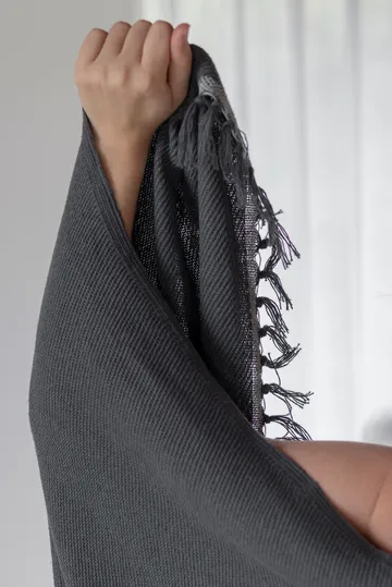 Bohemia κουβέρτα 125x180 cm - Anthracite - Mette Ditmer