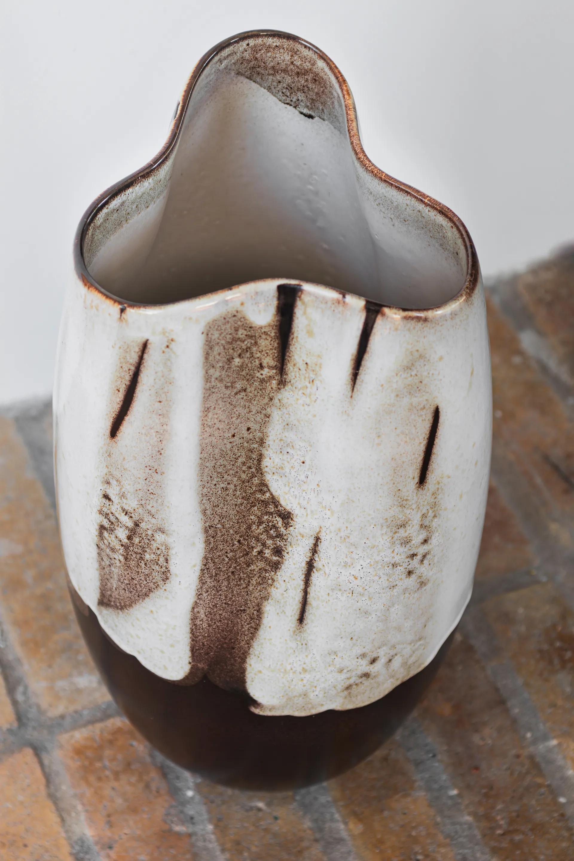 By Hand βάζο large 38,5 cm, Εκρού Mette Ditmer