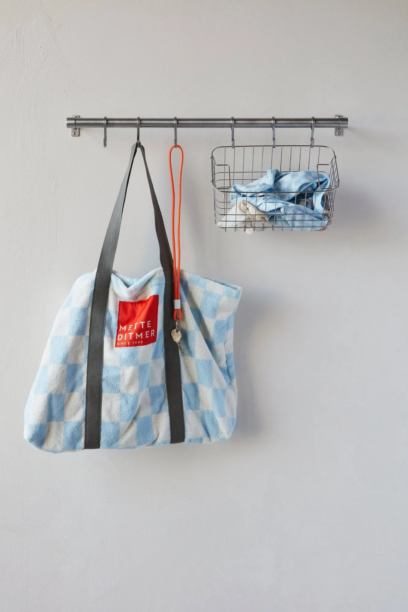 Hang-it ράγα ρούχων, Ασημί, 11x70x5,5 εκ. Mette Ditmer