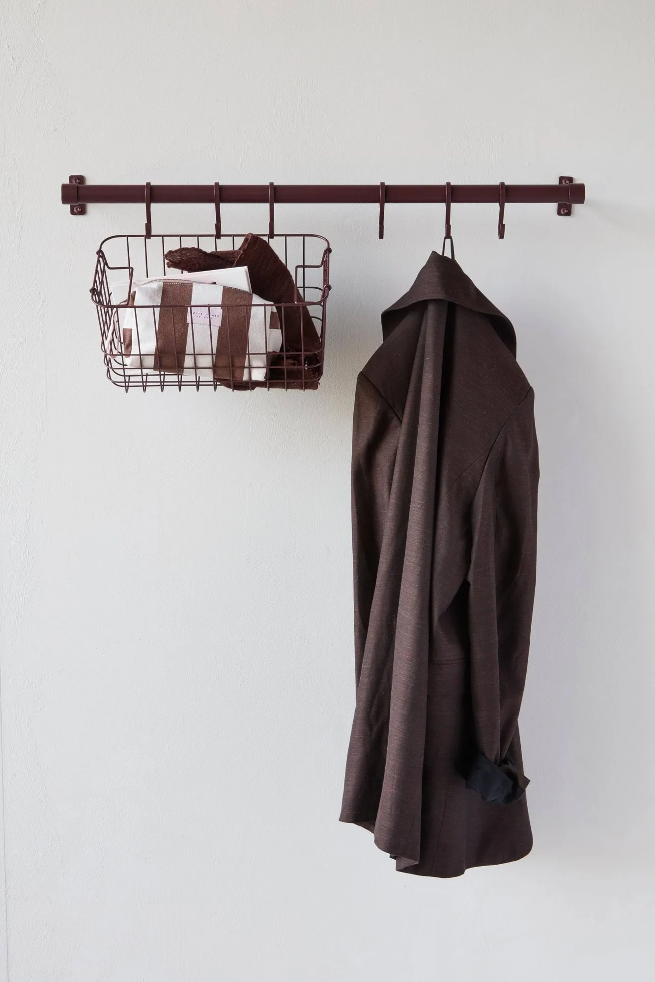 Hang-it ράγα ρούχων, Κόκκινο, 11x70x5,5 εκ. Mette Ditmer