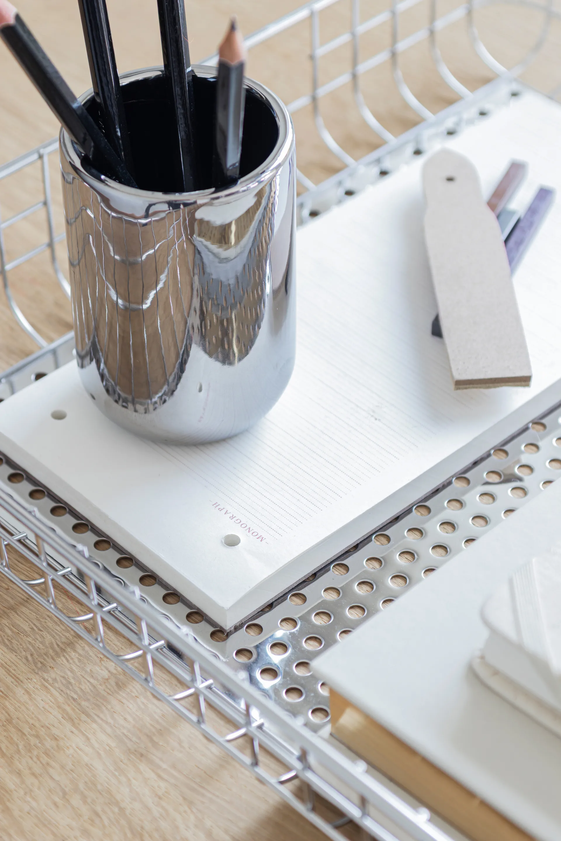 Lotus κύπελλο οδοντόβουρτσας, Χρώμιο Mette Ditmer