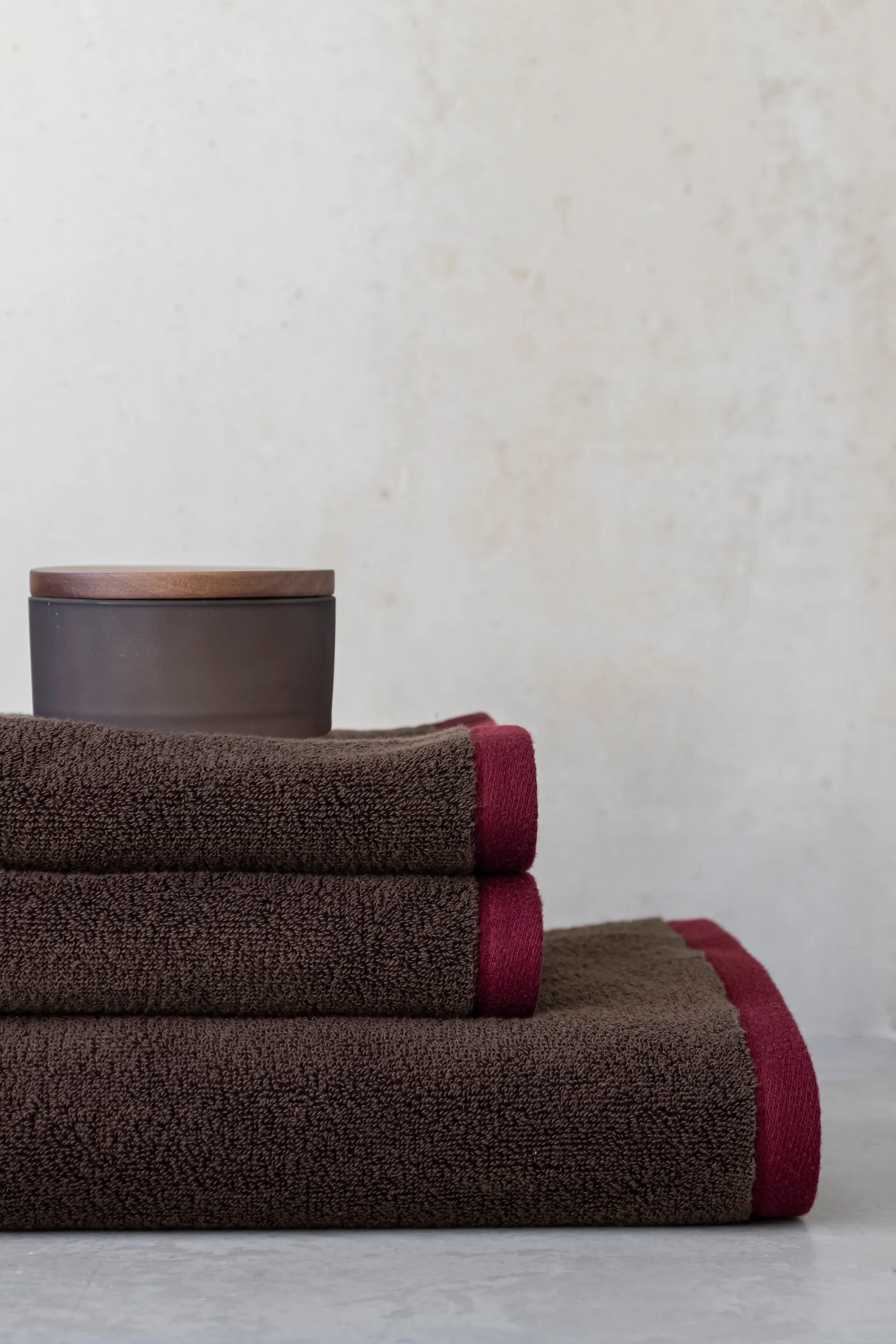 Soft πετσέτα μπάνιου 70x133 cm, Καφέ-άμμος Mette Ditmer