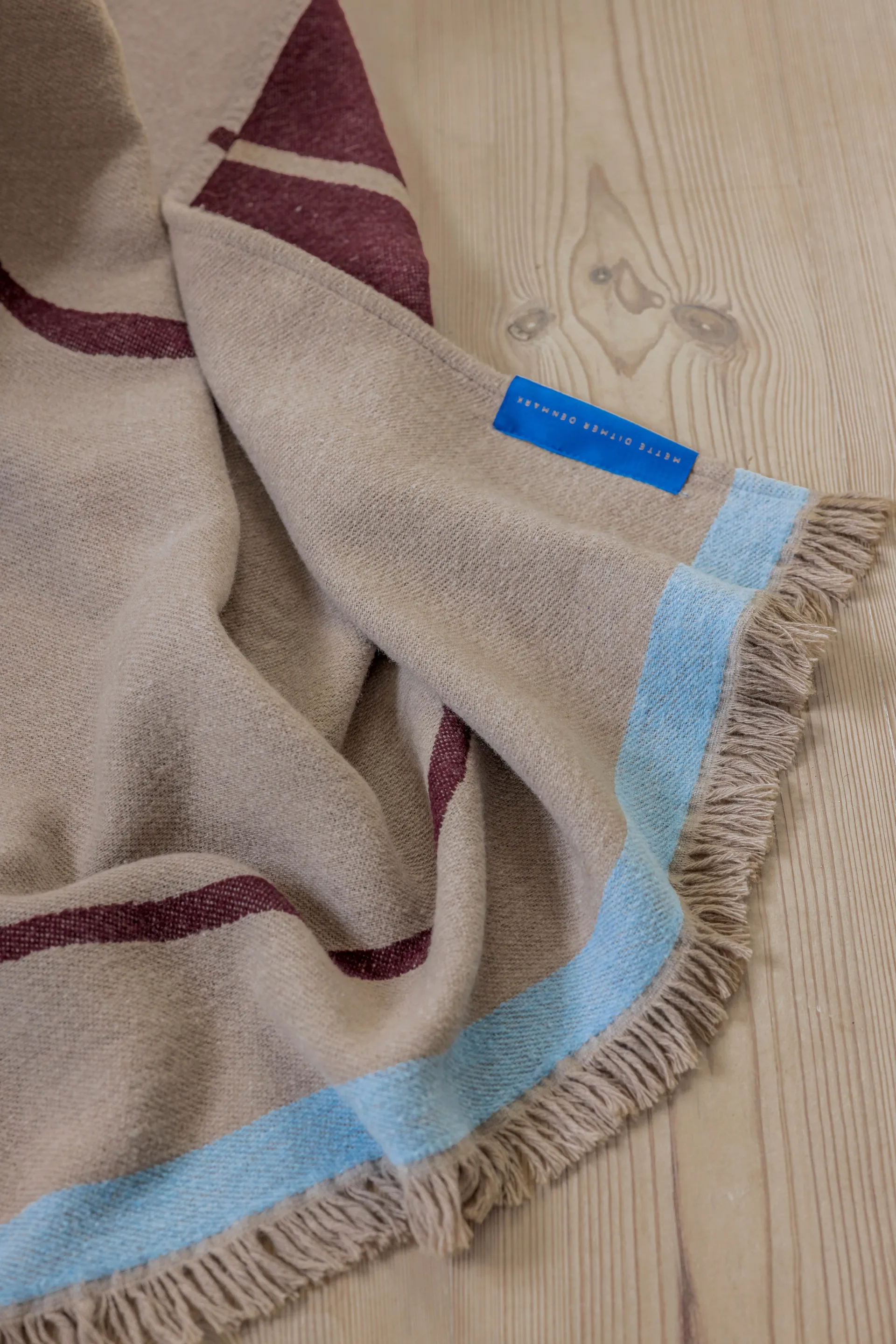 Studio ριχτάρι, Wine, 130x175 cm Mette Ditmer